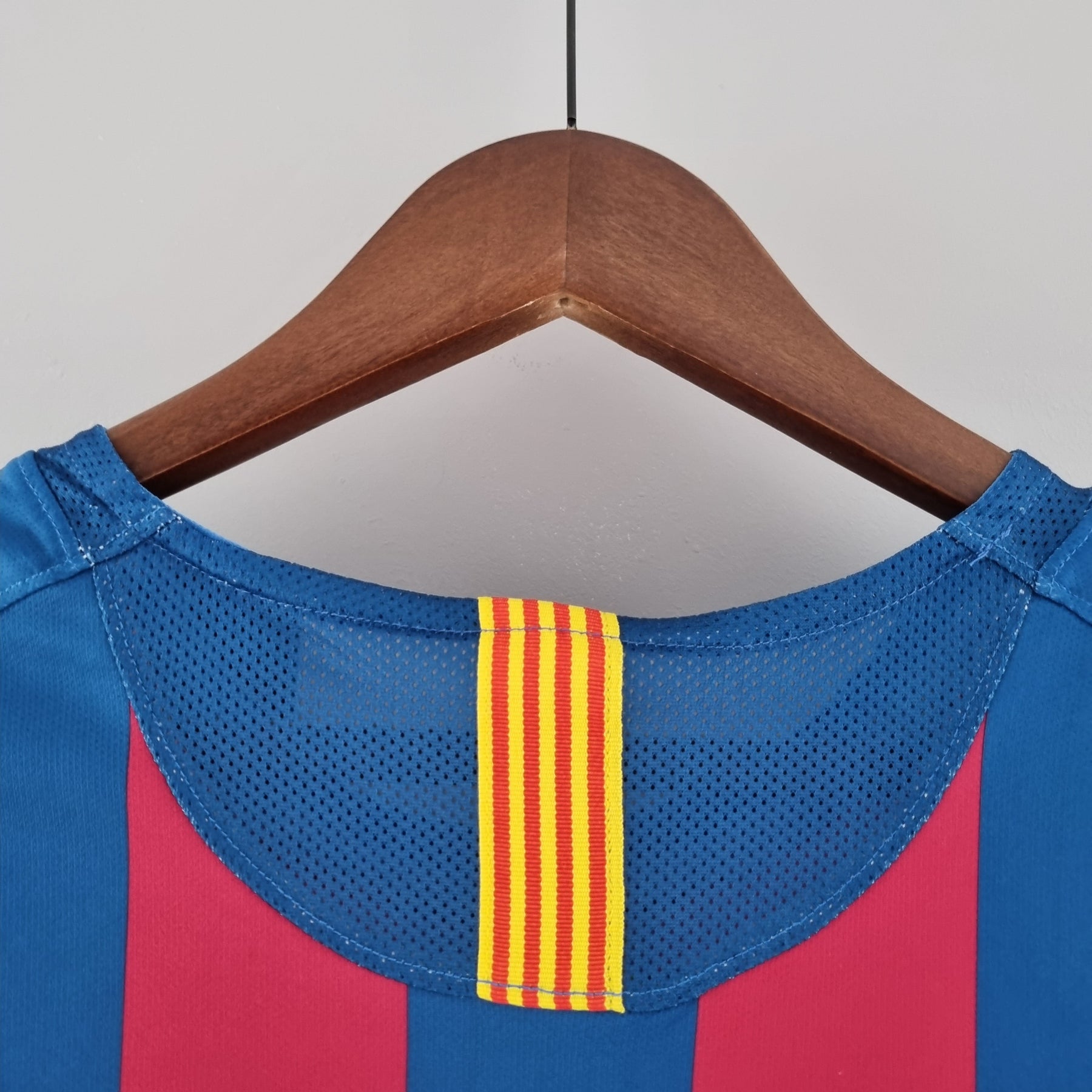 CAMISA RETRÔ BARCELONA HOME MANGA LONGA 05/06