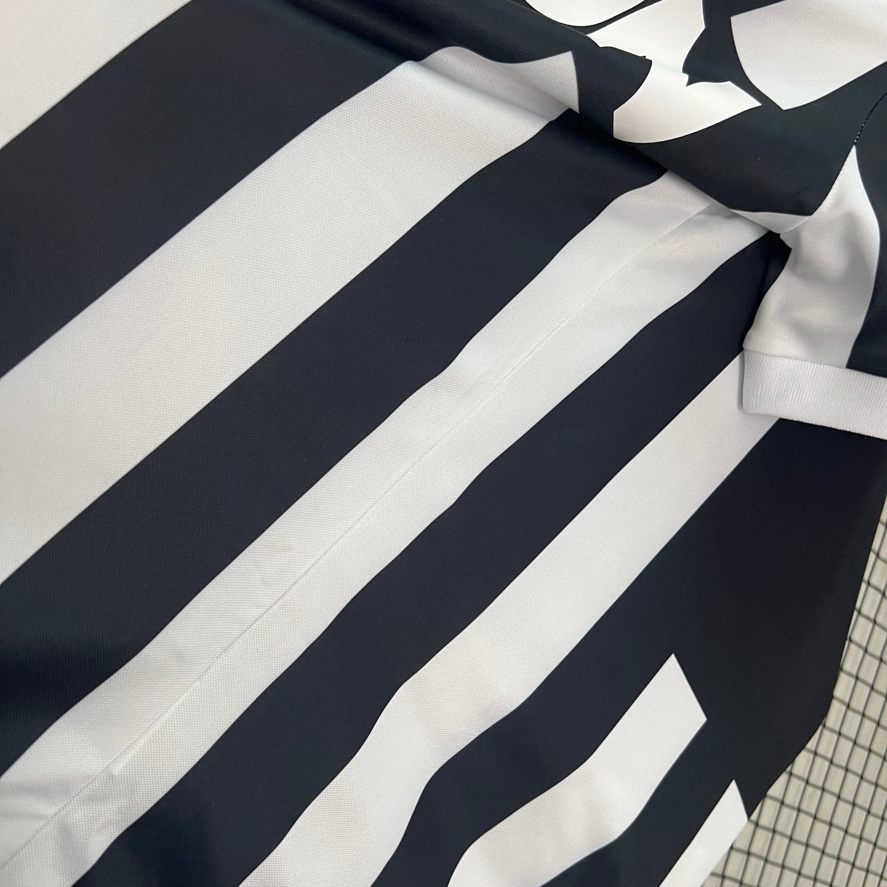 CAMISA JUVENTUS RETRÔ HOME 84/85