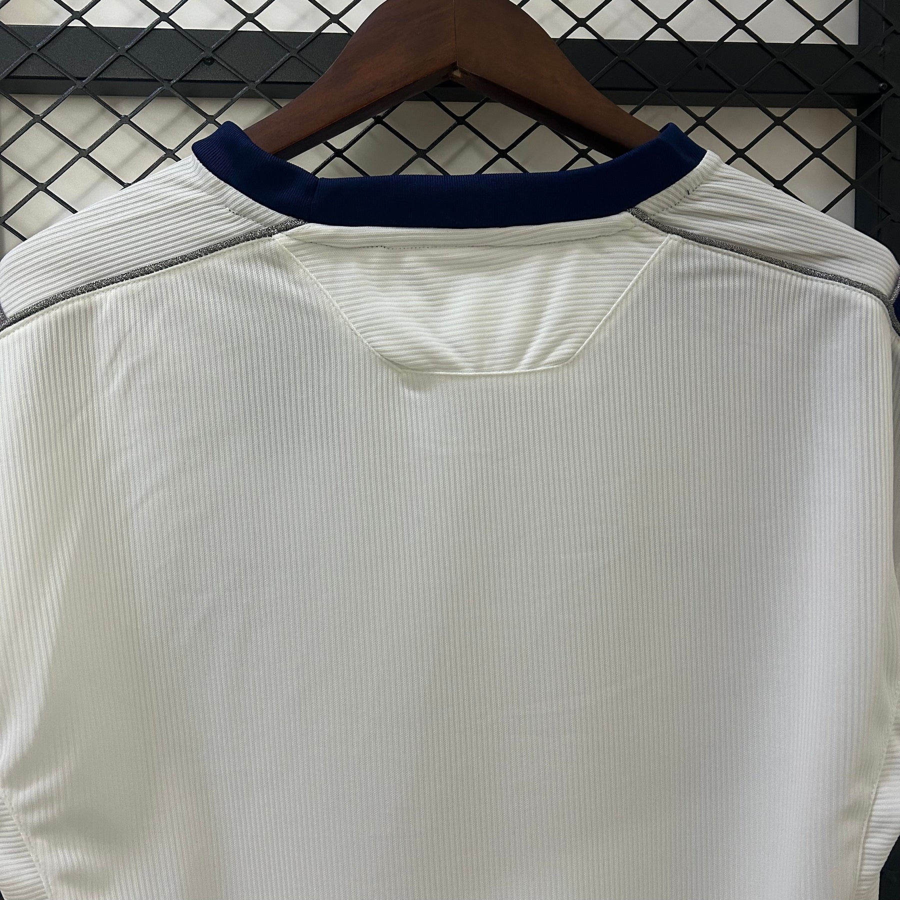 CAMISA RETRÔ MANCHESTER UNITED AWAY 00/01