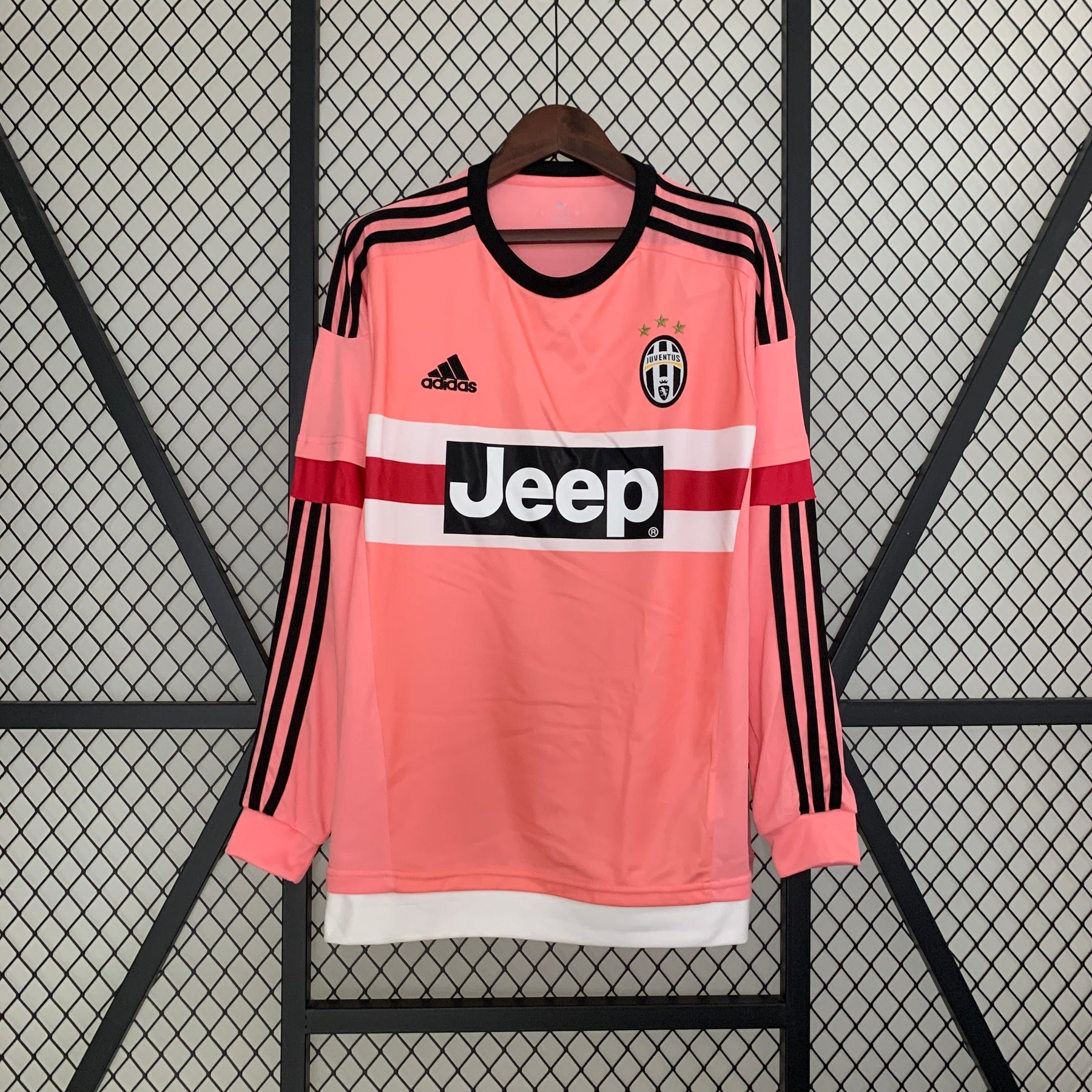 CAMISA JUVENTUS RETRÔ MANGA LONGA AWAY 15/16