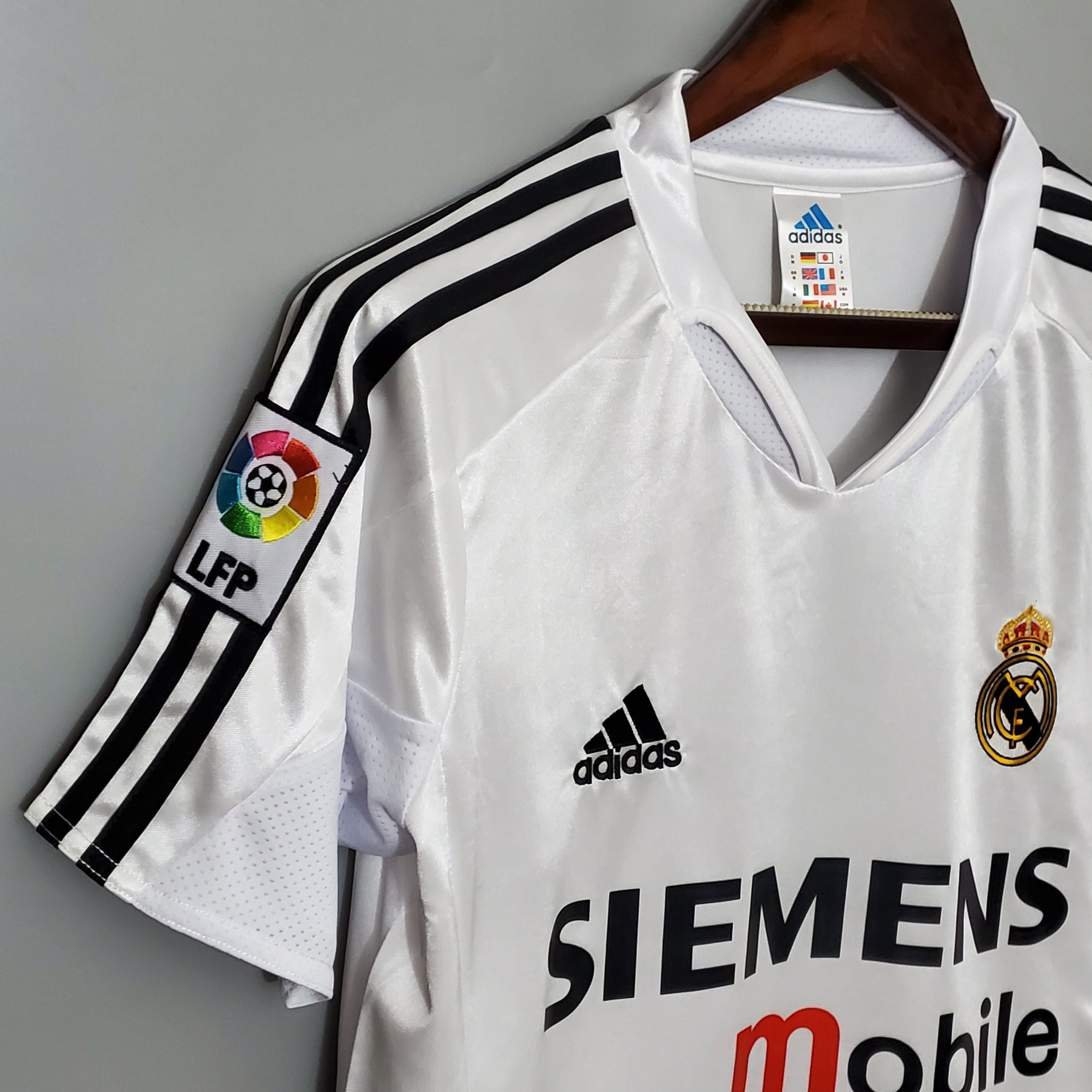 CAMISA RETRÔ REAL MADRID HOME 04/05