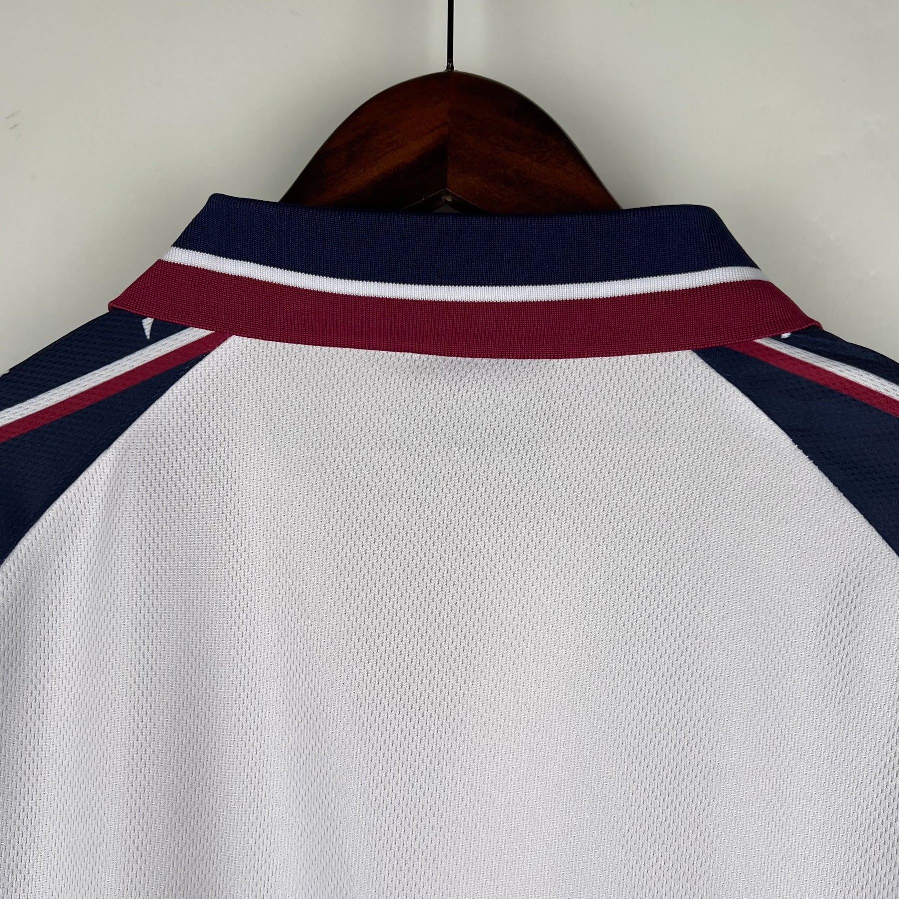 CAMISA MANCHESTER CITY RETRÔ AWAY 97/99