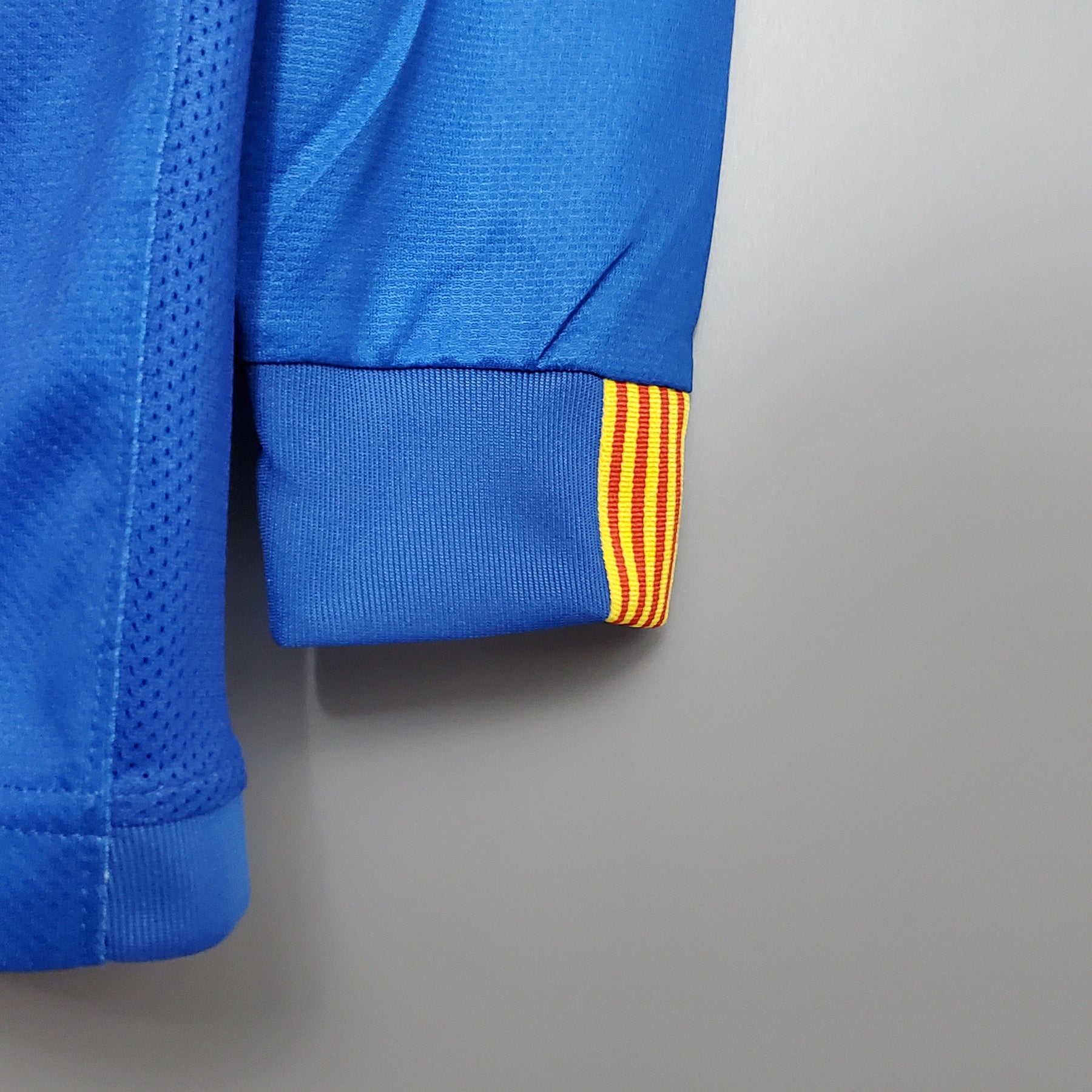 CAMISA RETRÔ BARCELONA HOME MANGA LONGA 06/07