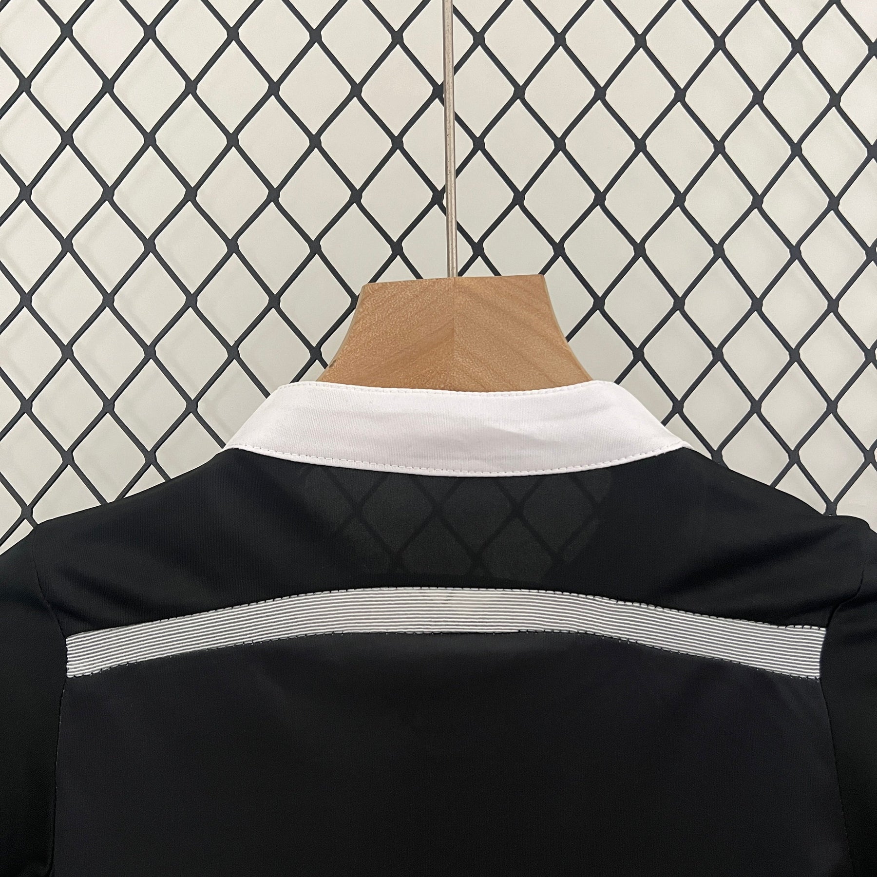 KIT INFANTIL RETRÔ REAL MADRID THIRD 14/15