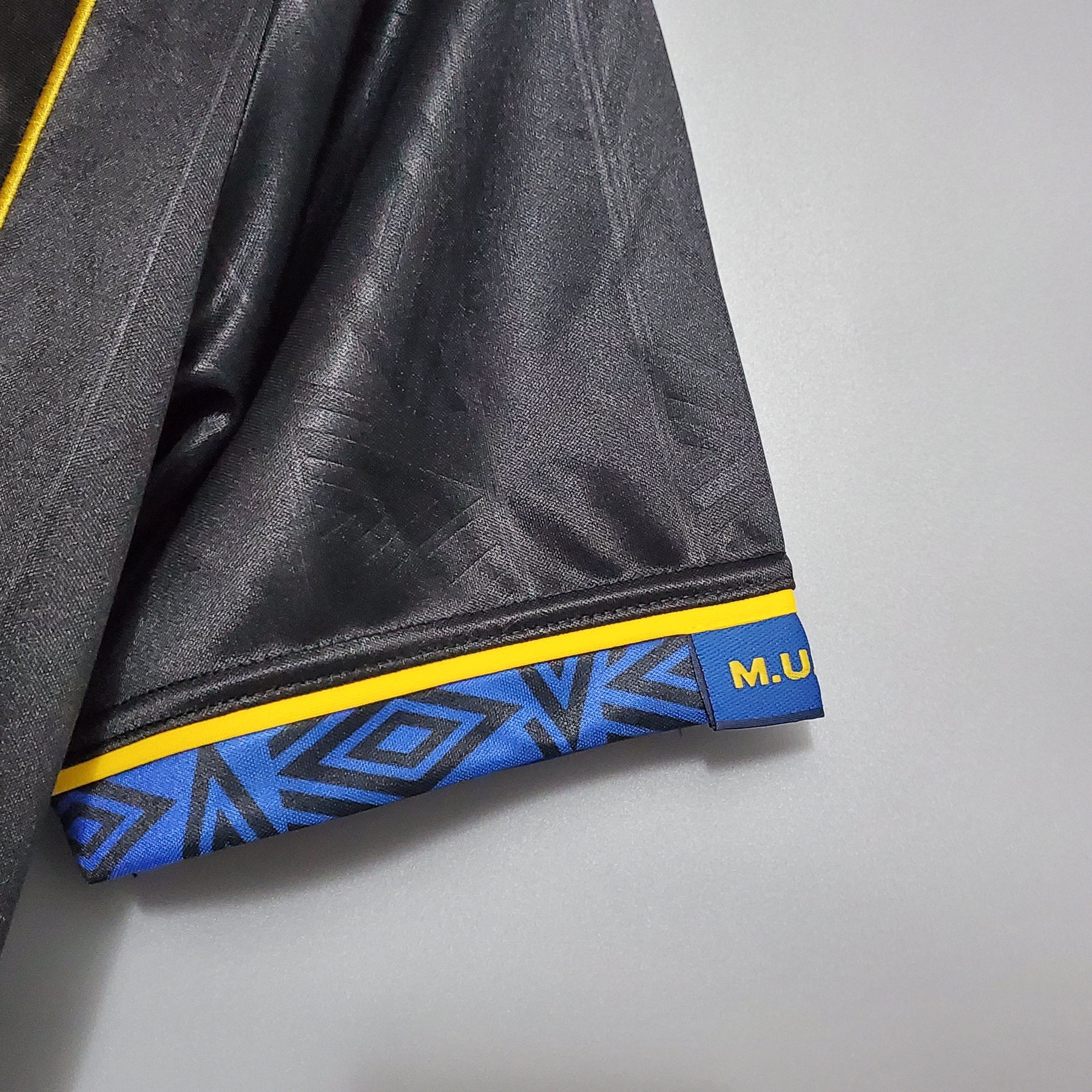 CAMISA RETRÔ MANCHESTER UNITED AWAY 93/95