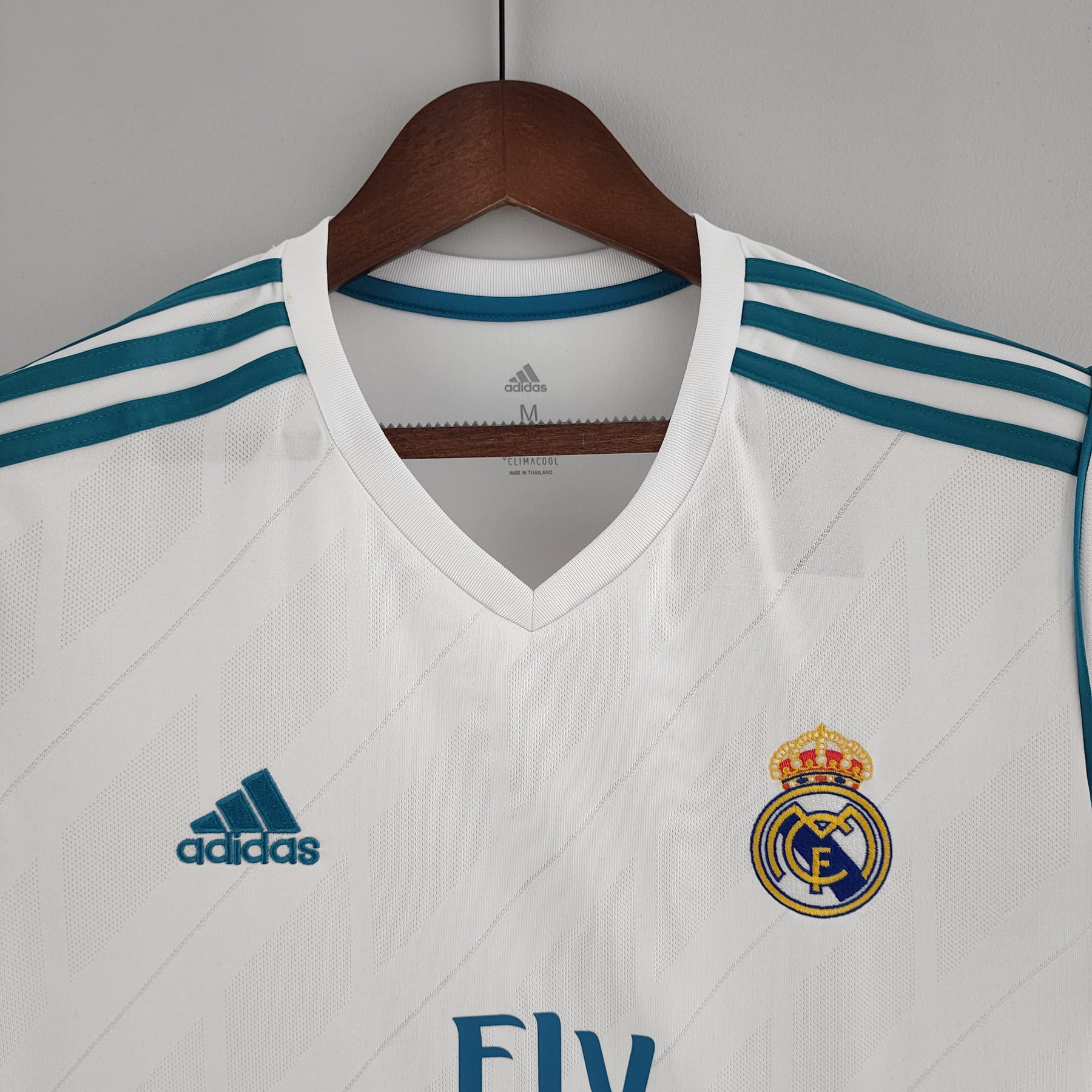 CAMISA RETRÔ REAL MADRID HOME 17/18