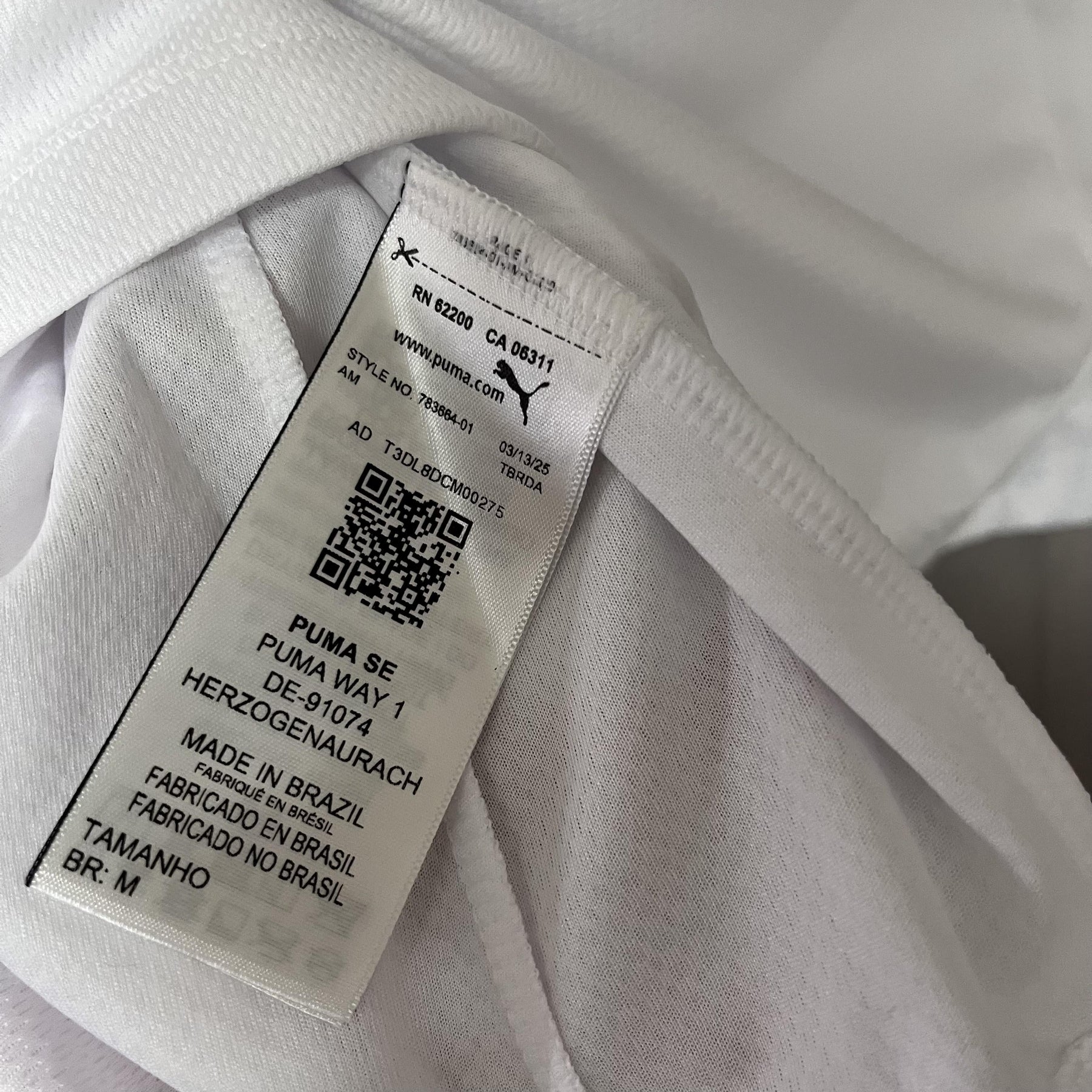 Camisa Bahia Titular 25/26 - Branca Puma Versão Feminina Baby Look