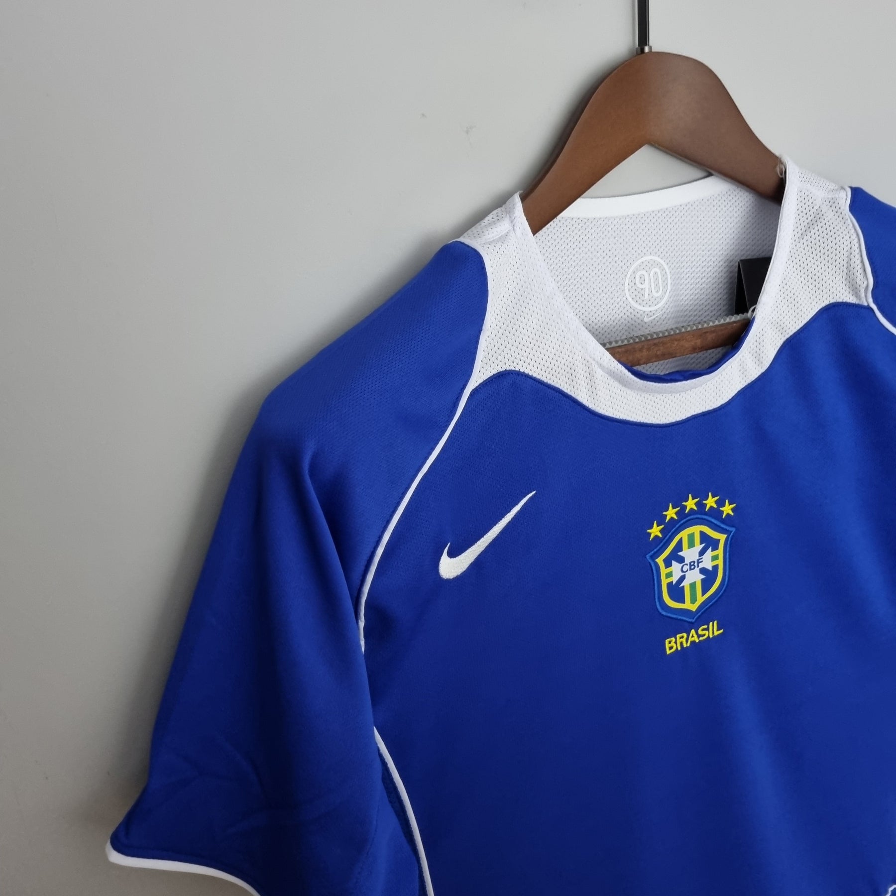 CAMISA RETRÔ BRASIL AWAY 04/05