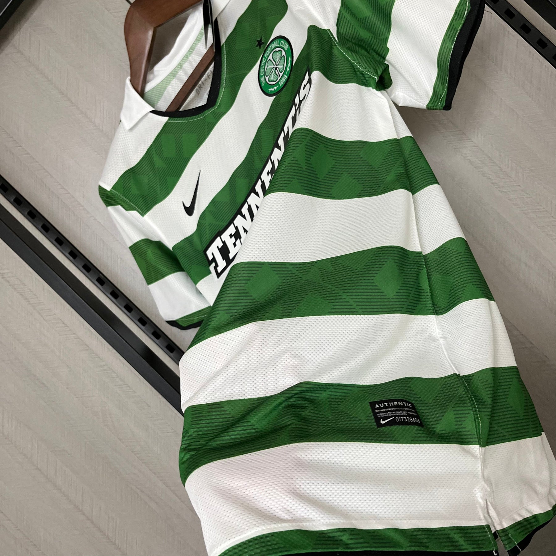 CAMISA RETRÔ CELTIC HOME 10/11