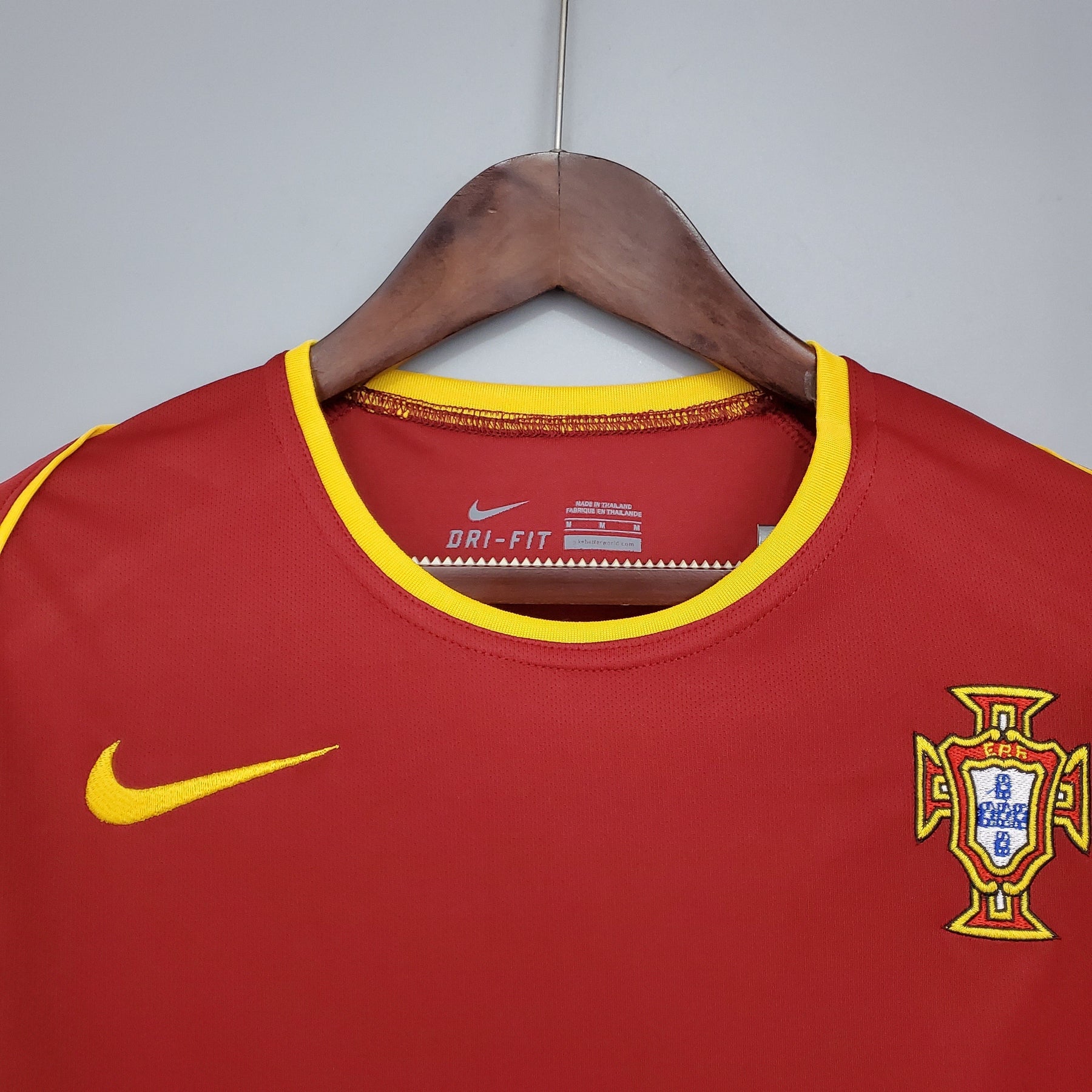 CAMISA RETRÔ PORTUGAL HOME 2002