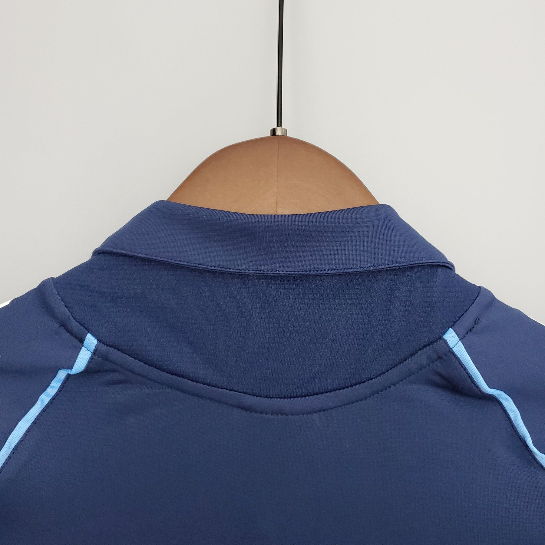 CAMISA REAL MADRID RETRÔ AWAY 05/06