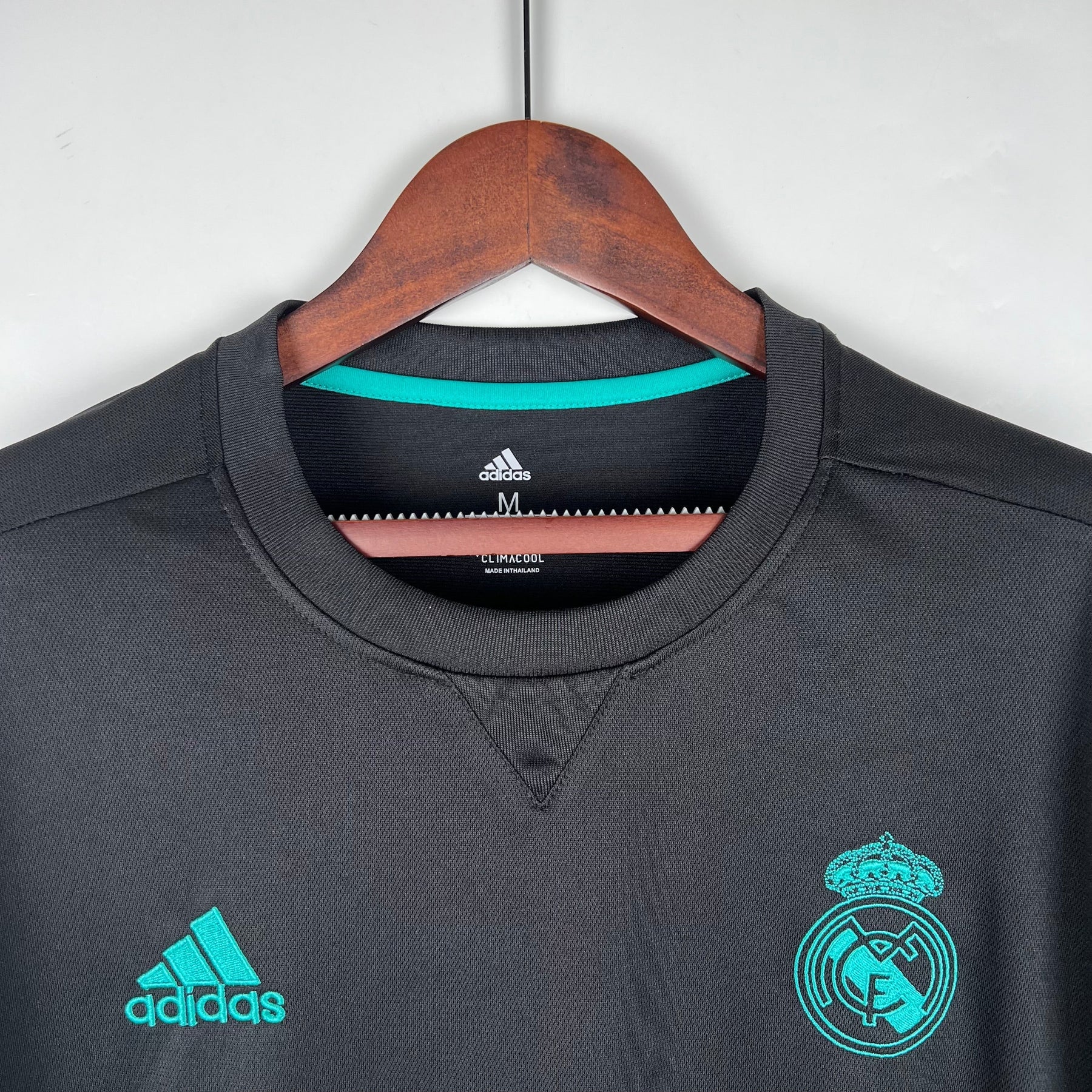 CAMISA REAL MADRID MANGA LONGA RETRÔ AWAY 17/18