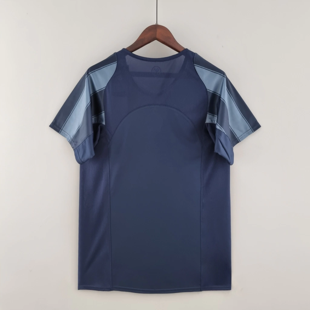 Camisa Retrô Inter de Milão 2004/05 TERCEIRA Azul/Preta