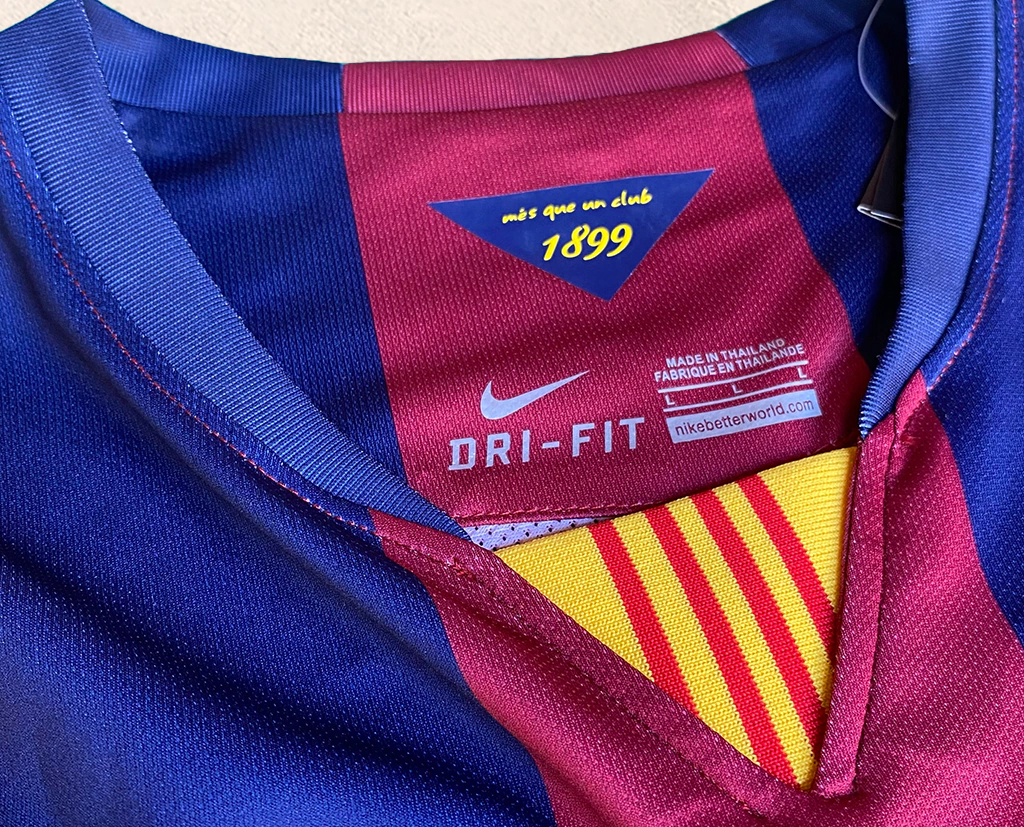 CAMISA RETRÔ BARCELONA HOME 2014/15 GRENÁ MASCULINA + CHAVEIRO ESPECIAL DE BRINDE