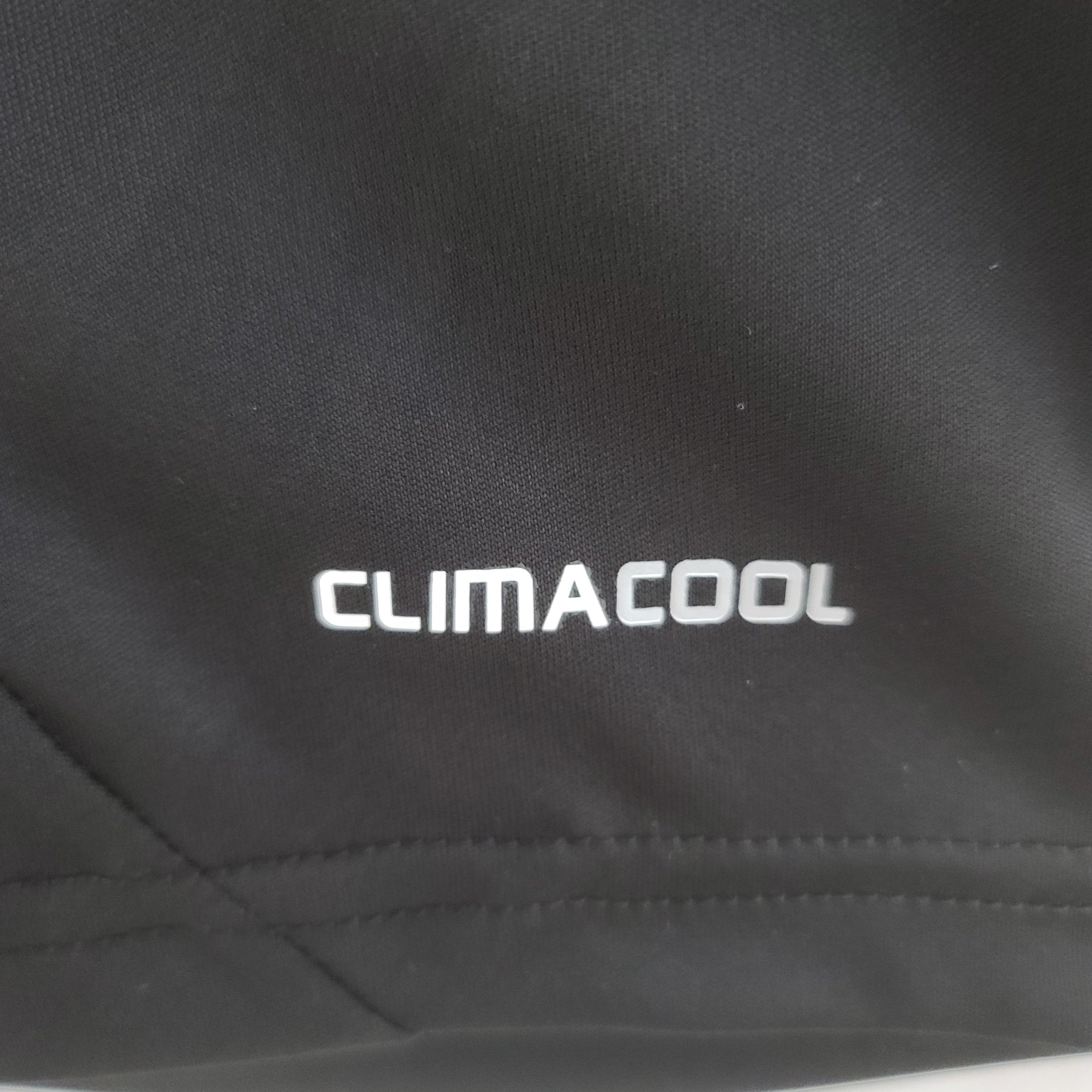 CAMISA RETRÔ REAL MADRID GOLEIRO BLACK 11/12