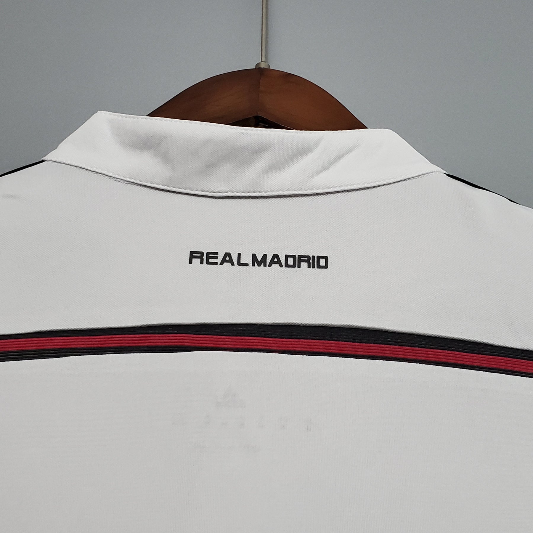 CAMISA RETRÔ REAL MADRID HOME 14/15