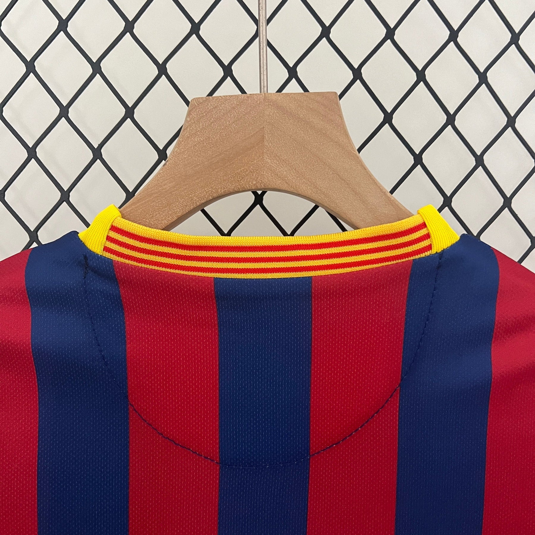 KIT INFANTIL RETRÔ BARCELONA HOME 13/14