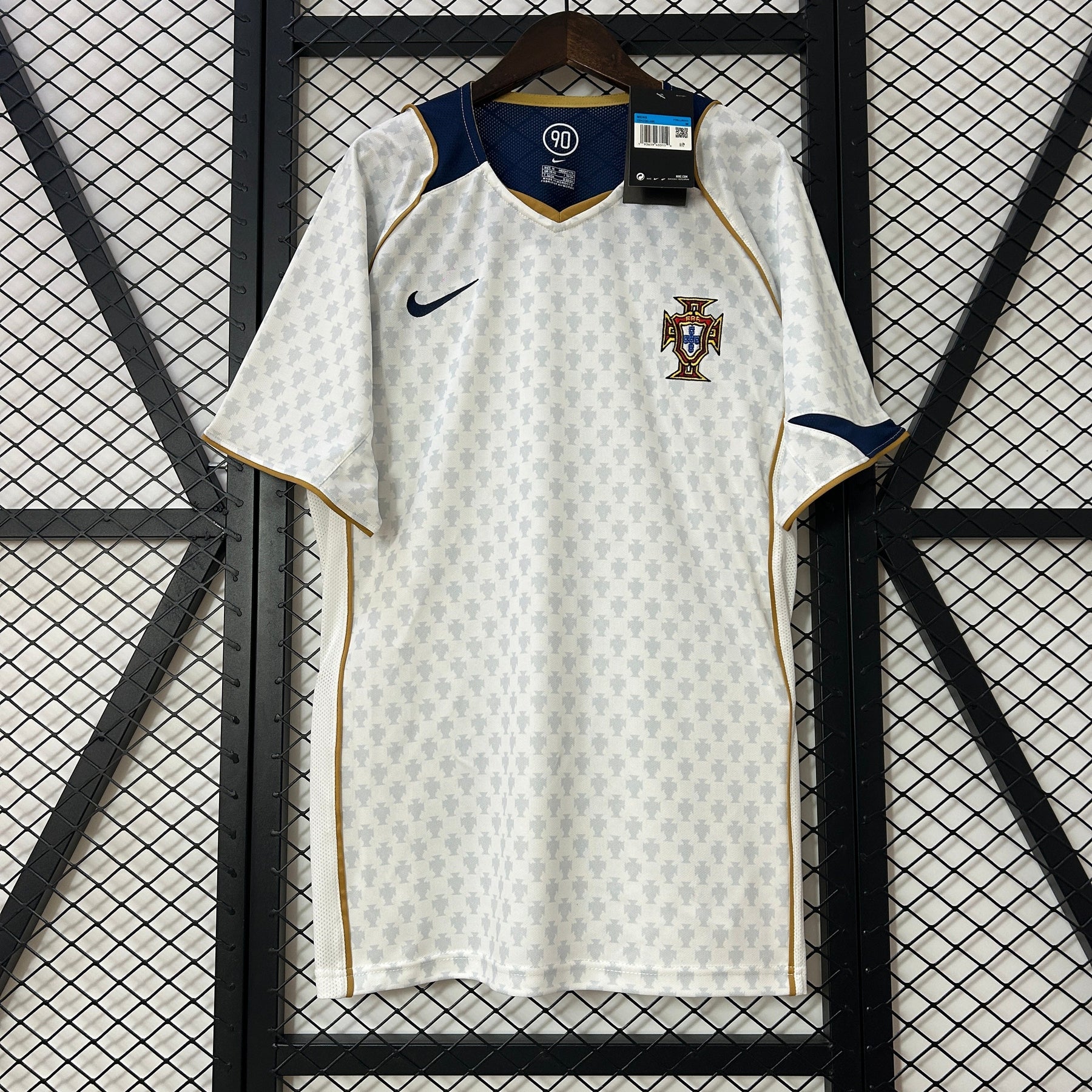 CAMISA RETRÔ PORTUGAL AWAY 2004
