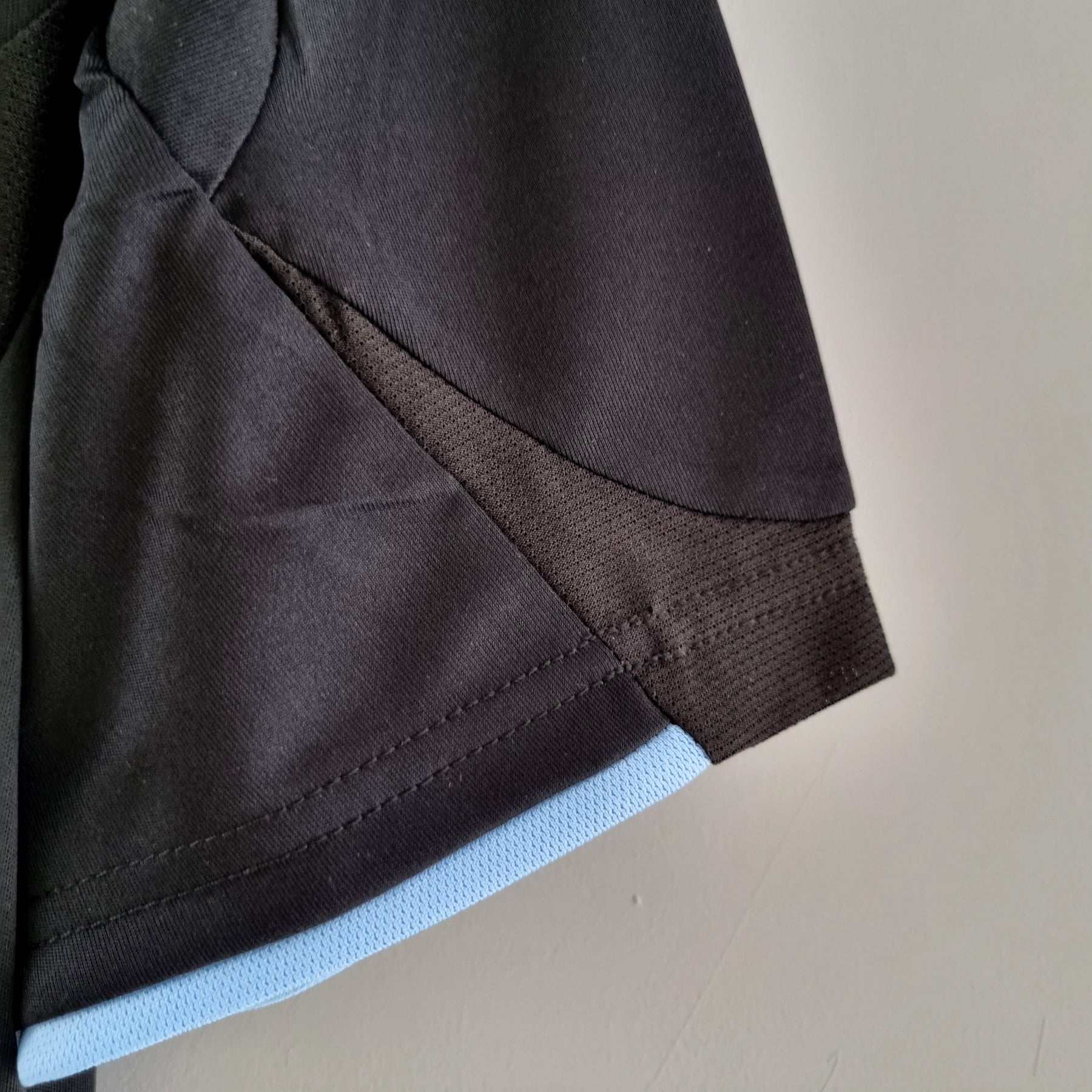 CAMISA RETRÔ REAL MADRID AWAY 09/10