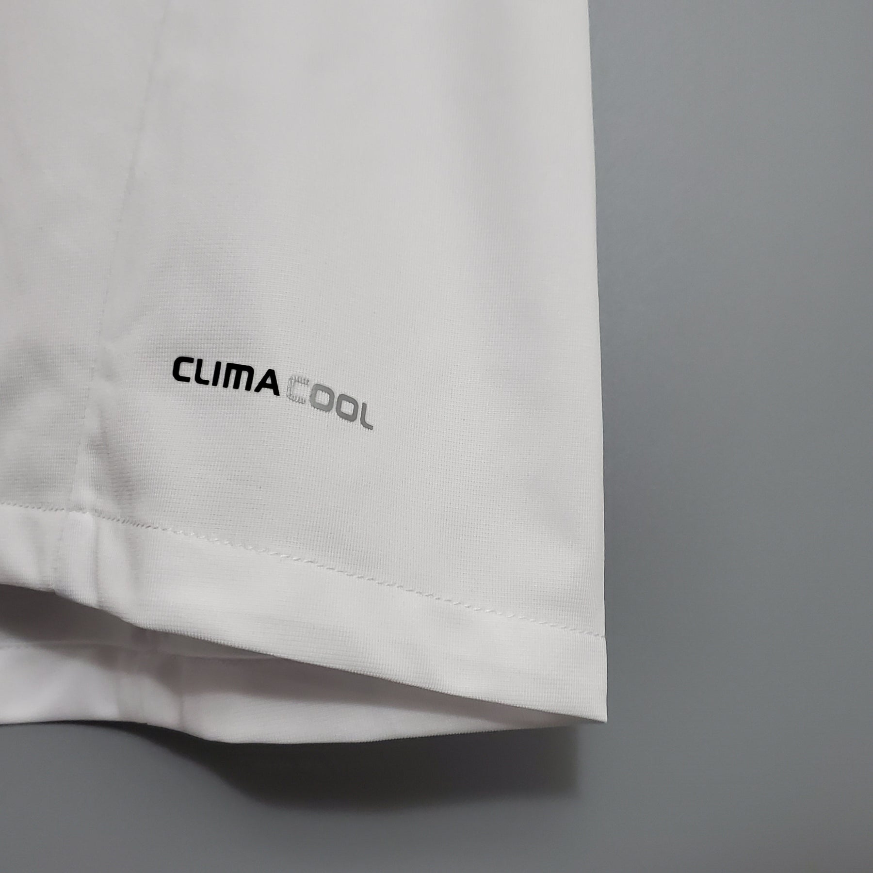 CAMISA RETRÔ REAL MADRID HOME 11/12