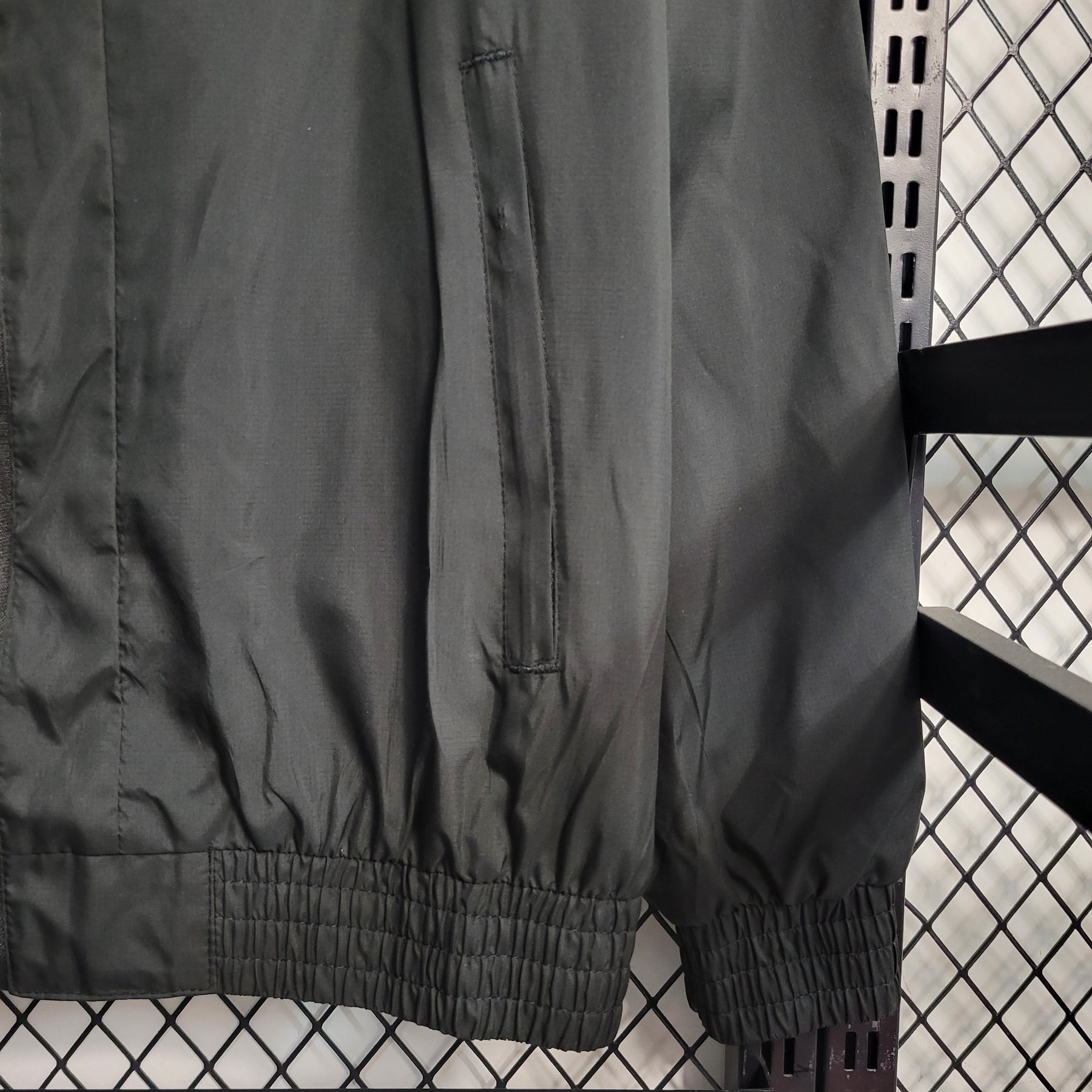 Jaqueta Corta Vento Barcelona 23/24 - Preto - JM sports