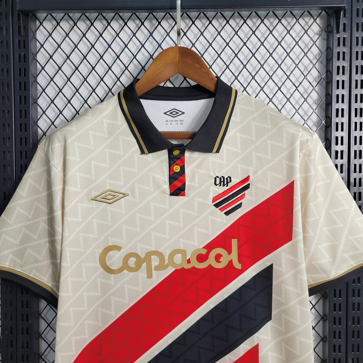 Camisa Athletico Paranaense Edição Especial 23/24 - Umbro Torcedor Masculina - JM sports