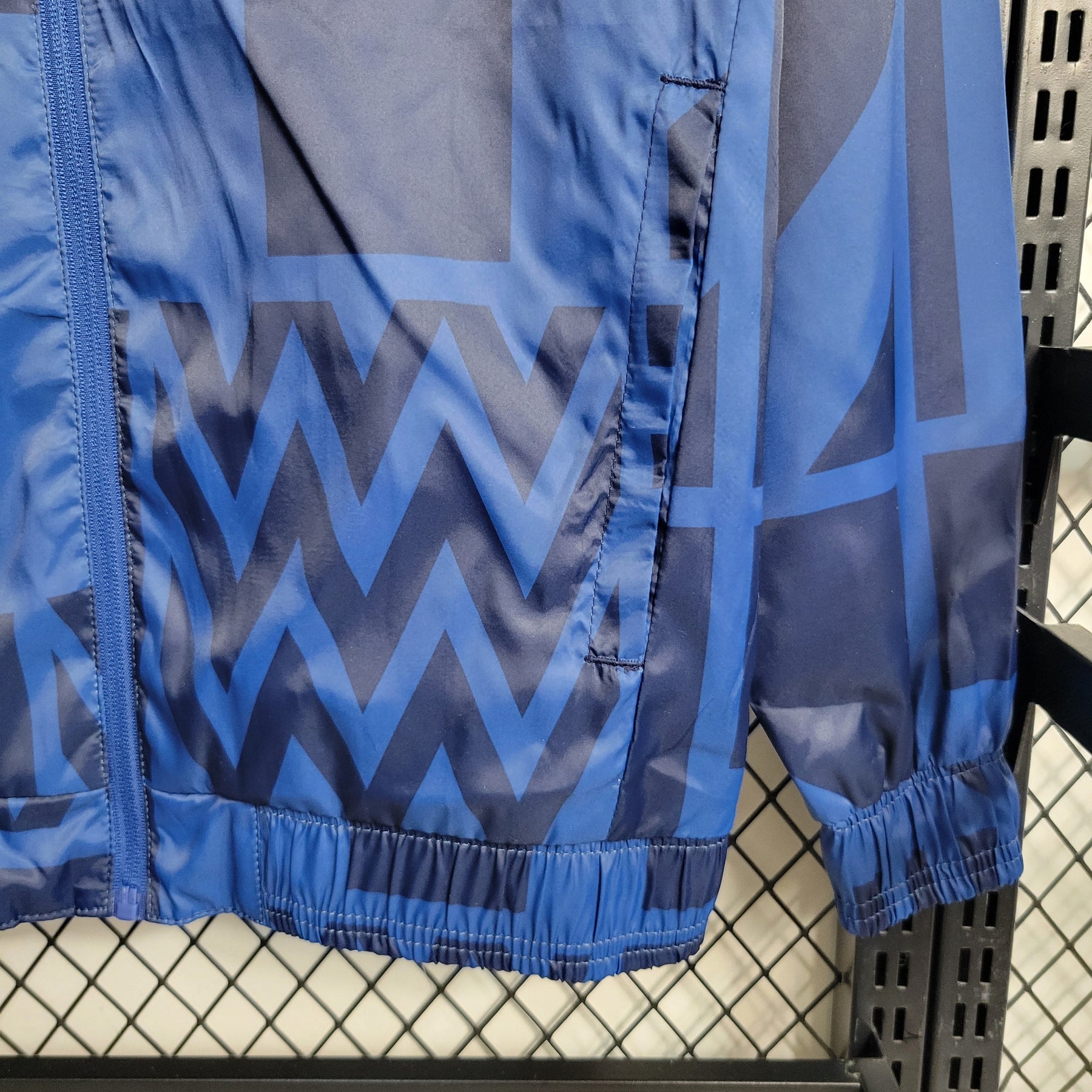 Jaqueta Corta Vento Tottenham Azul 23/24 - JM sports