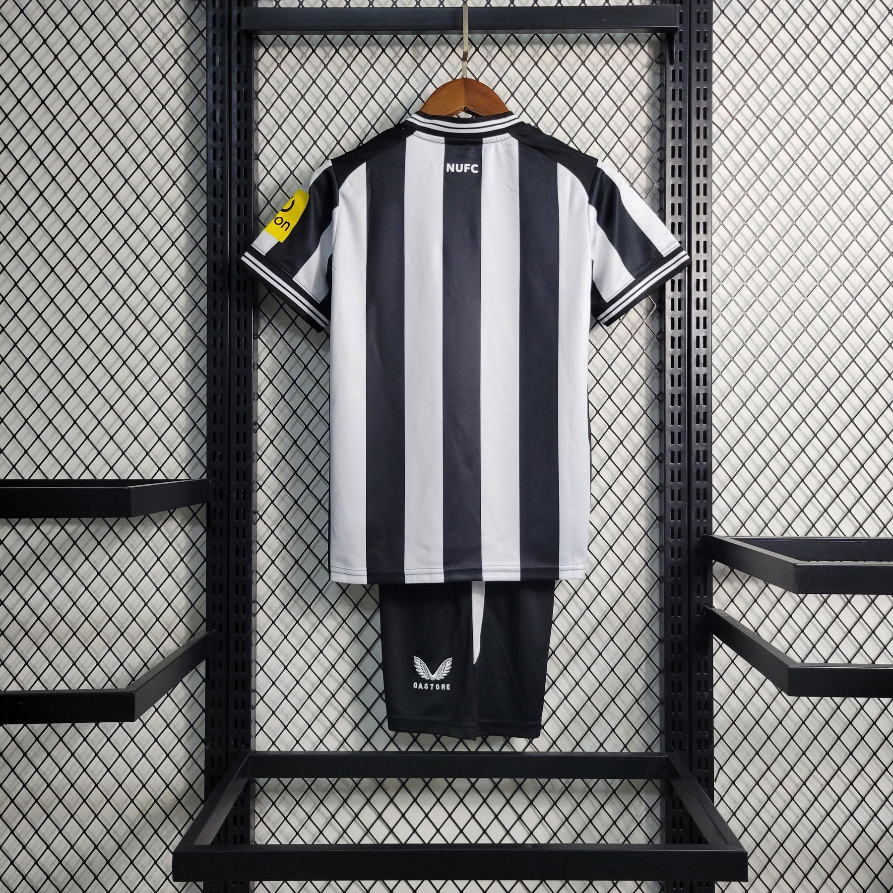 Kit Infantil NewCastle Home 23/24 - JM sports