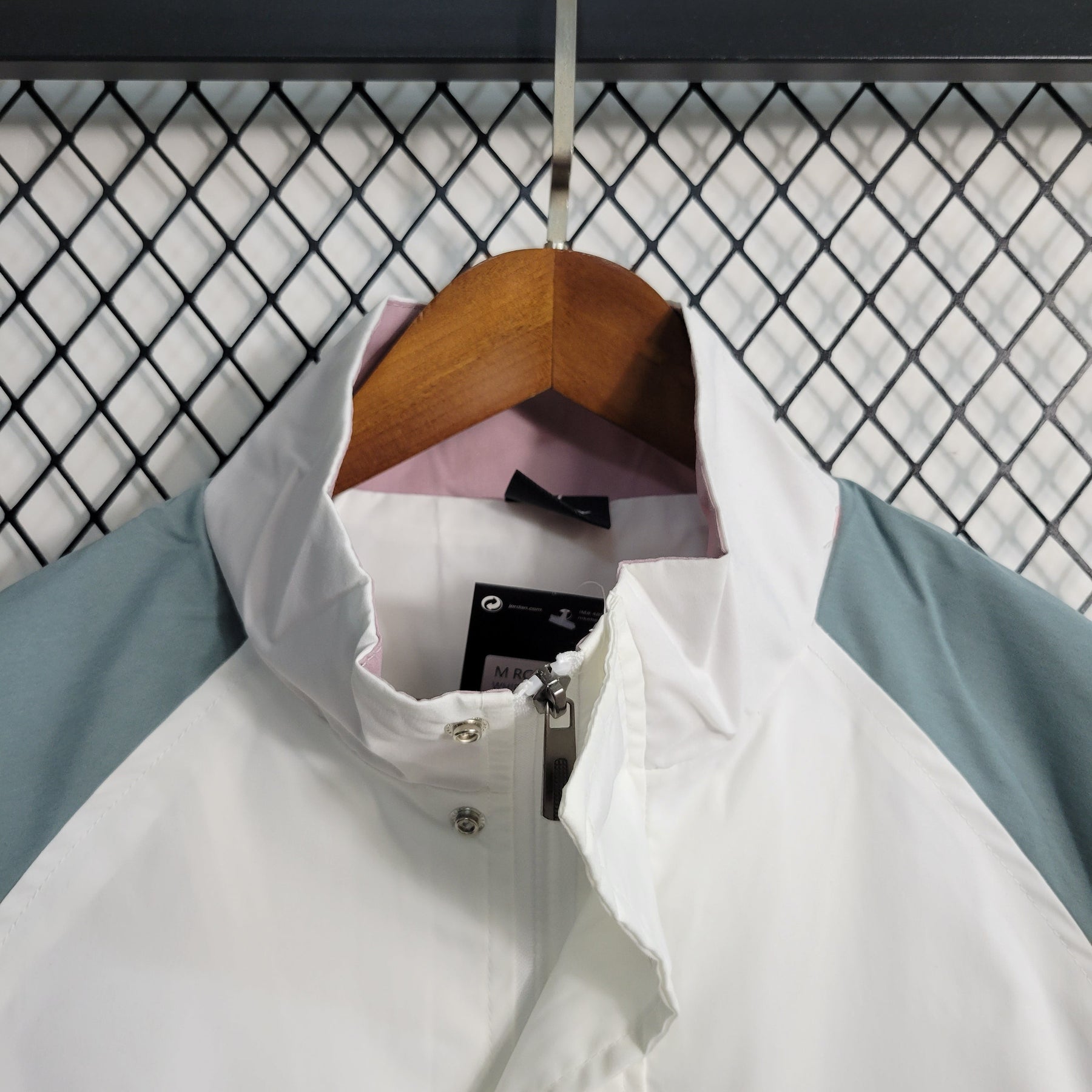 Jaqueta Corta Vento Jordan Cinza e Branca 23/24 - JM sports