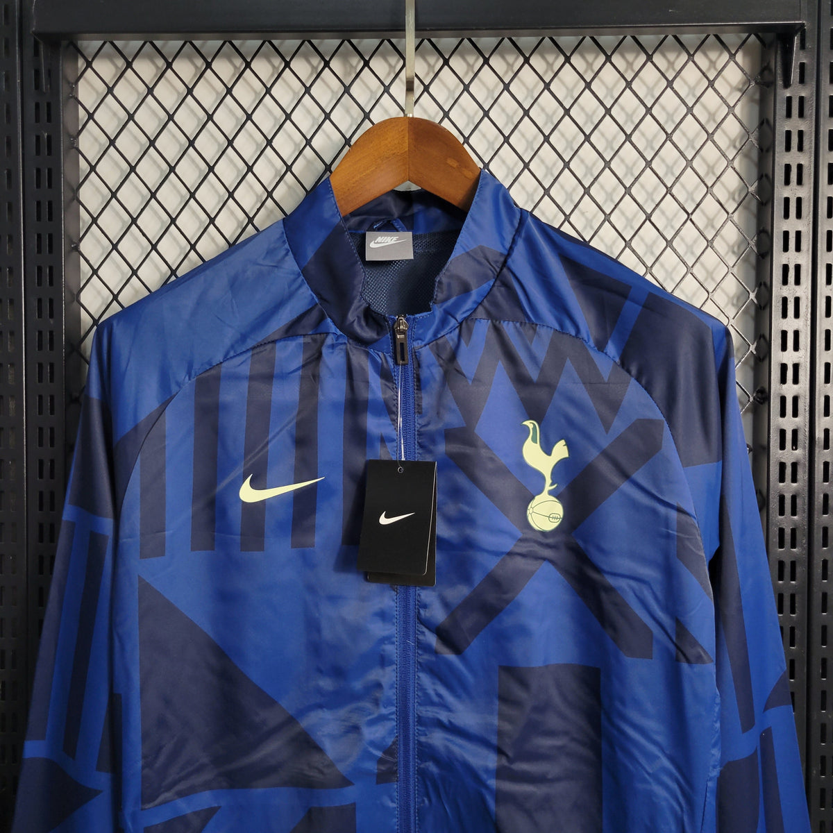 Jaqueta Corta Vento Tottenham Azul 23/24 - JM sports