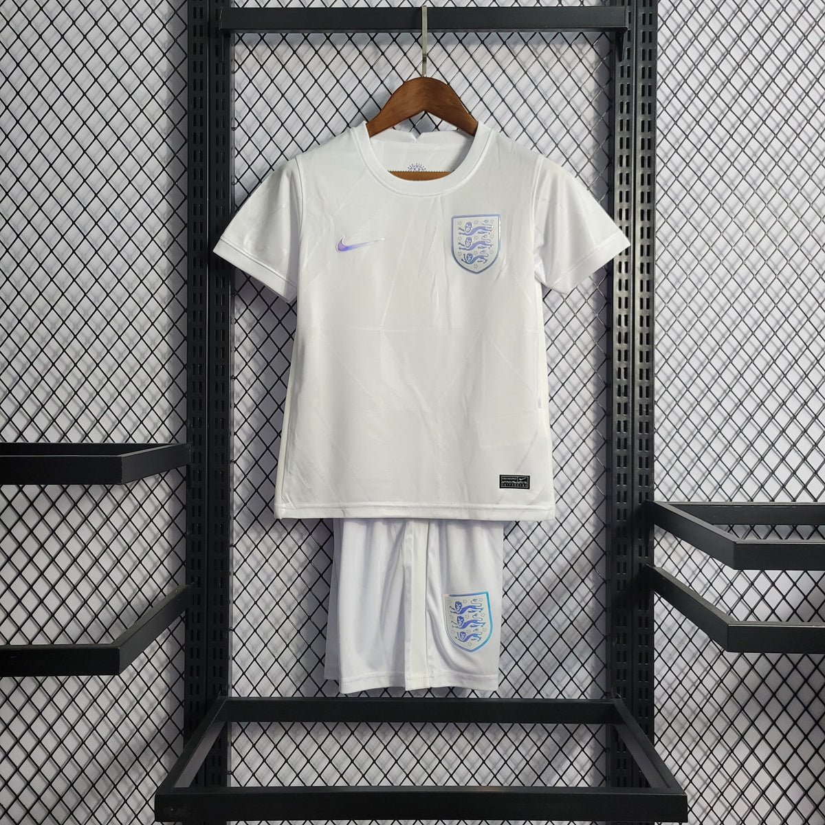 Kit Infantil Inglaterra Titular 22/23 - JM sports