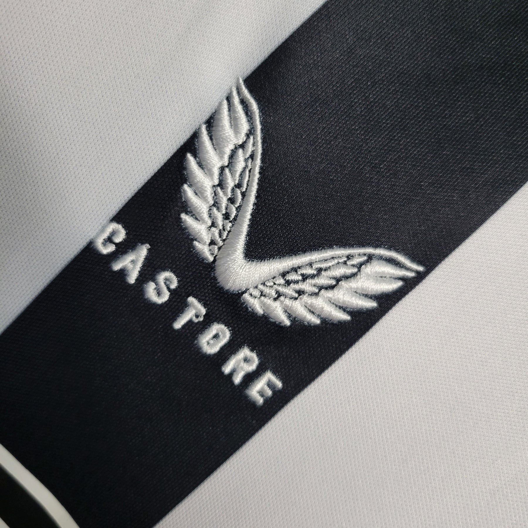 Kit Infantil NewCastle Home 23/24 - JM sports