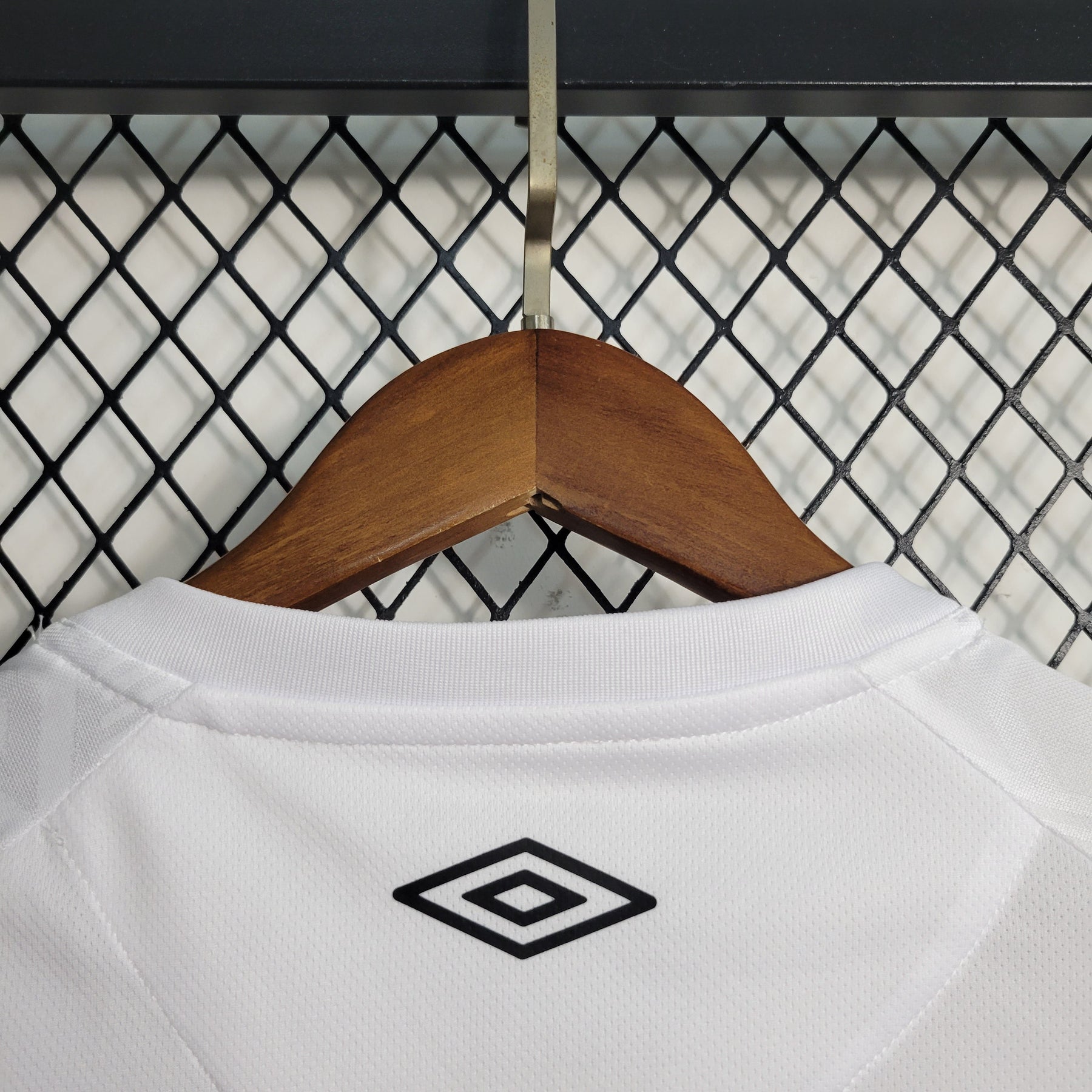 Camisa Santos Home 23/24 - Umbro Feminina - JM sports