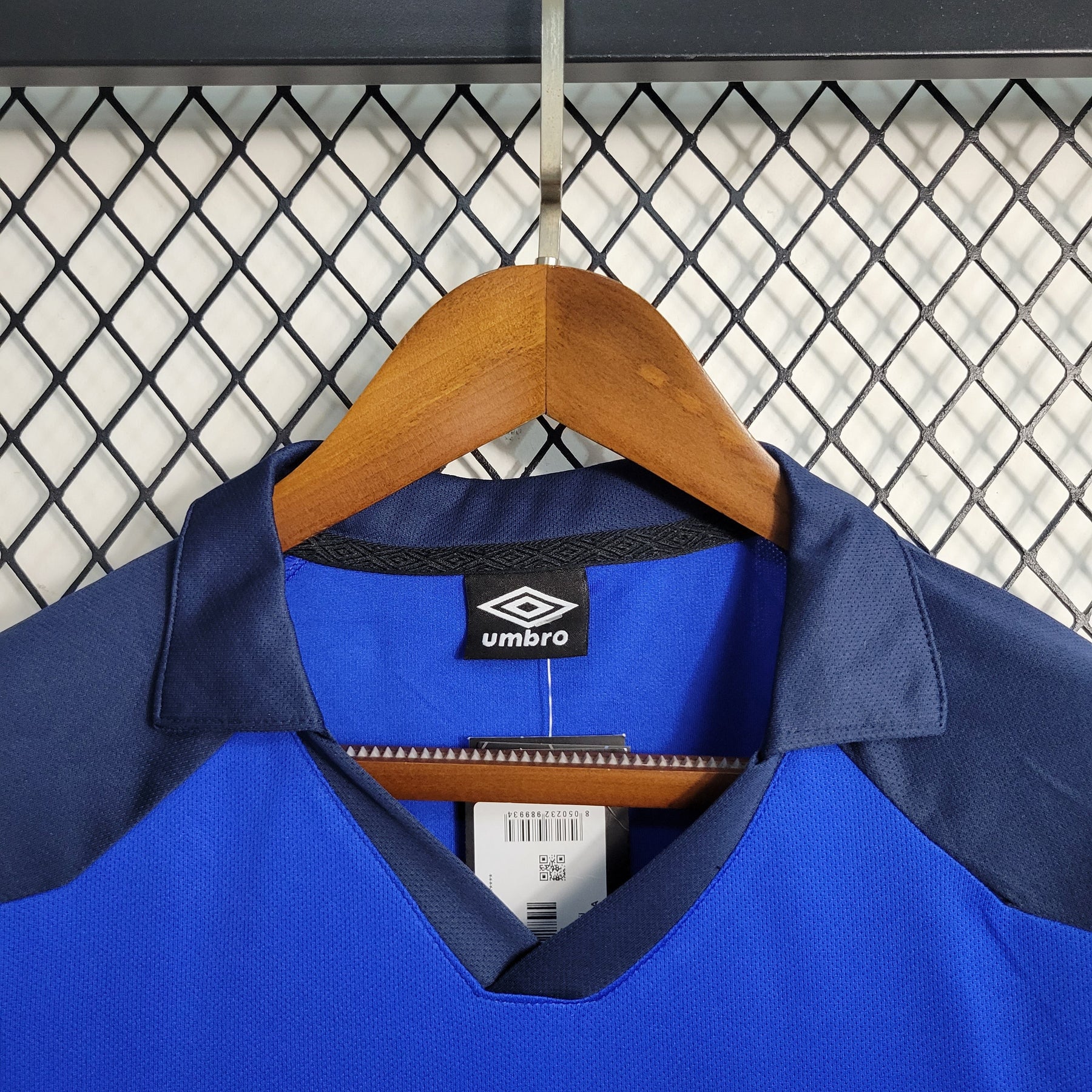 Camisa Santos Treino 23/24 - Umbro Torcedor Masculina - JM sports