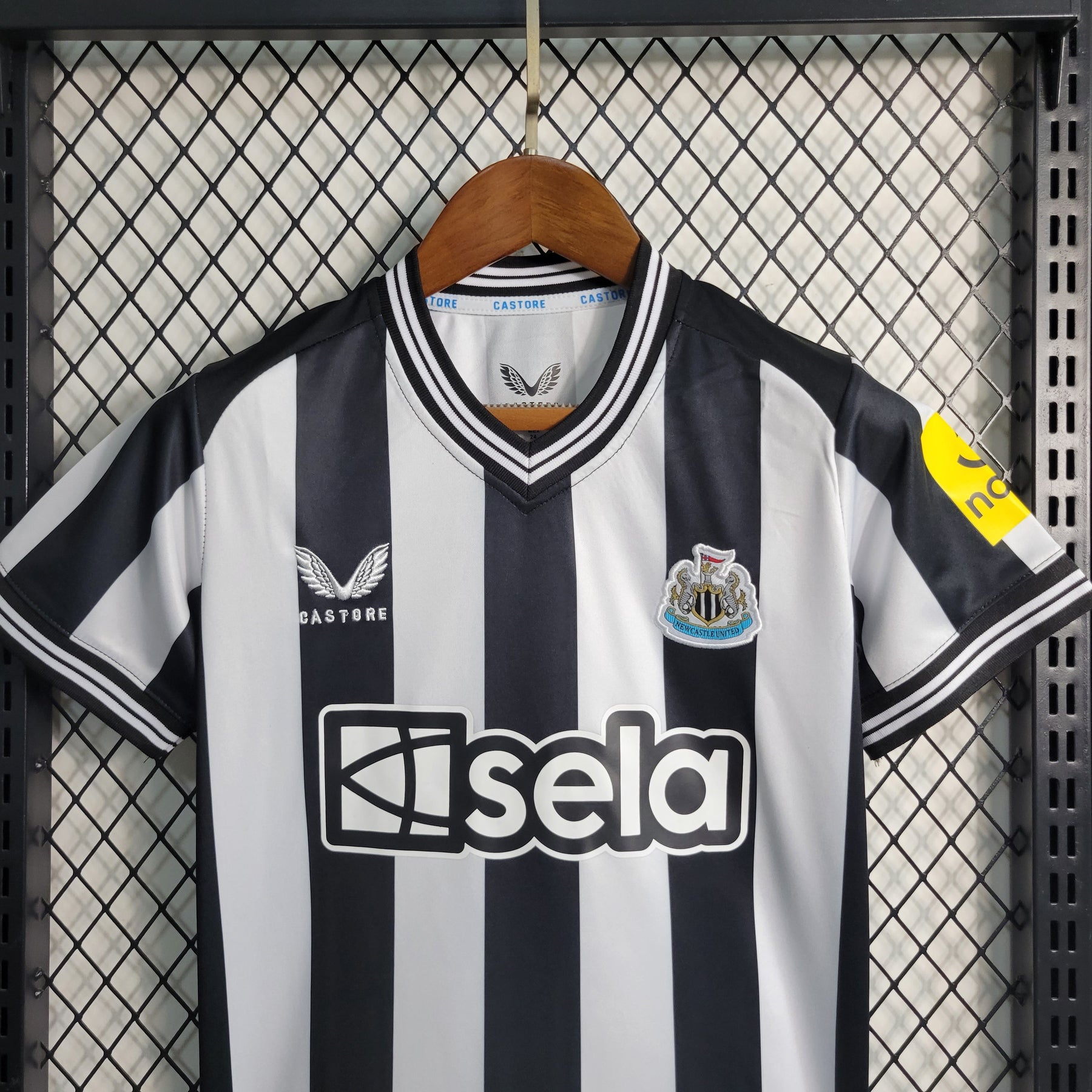 Kit Infantil NewCastle Home 23/24 - JM sports