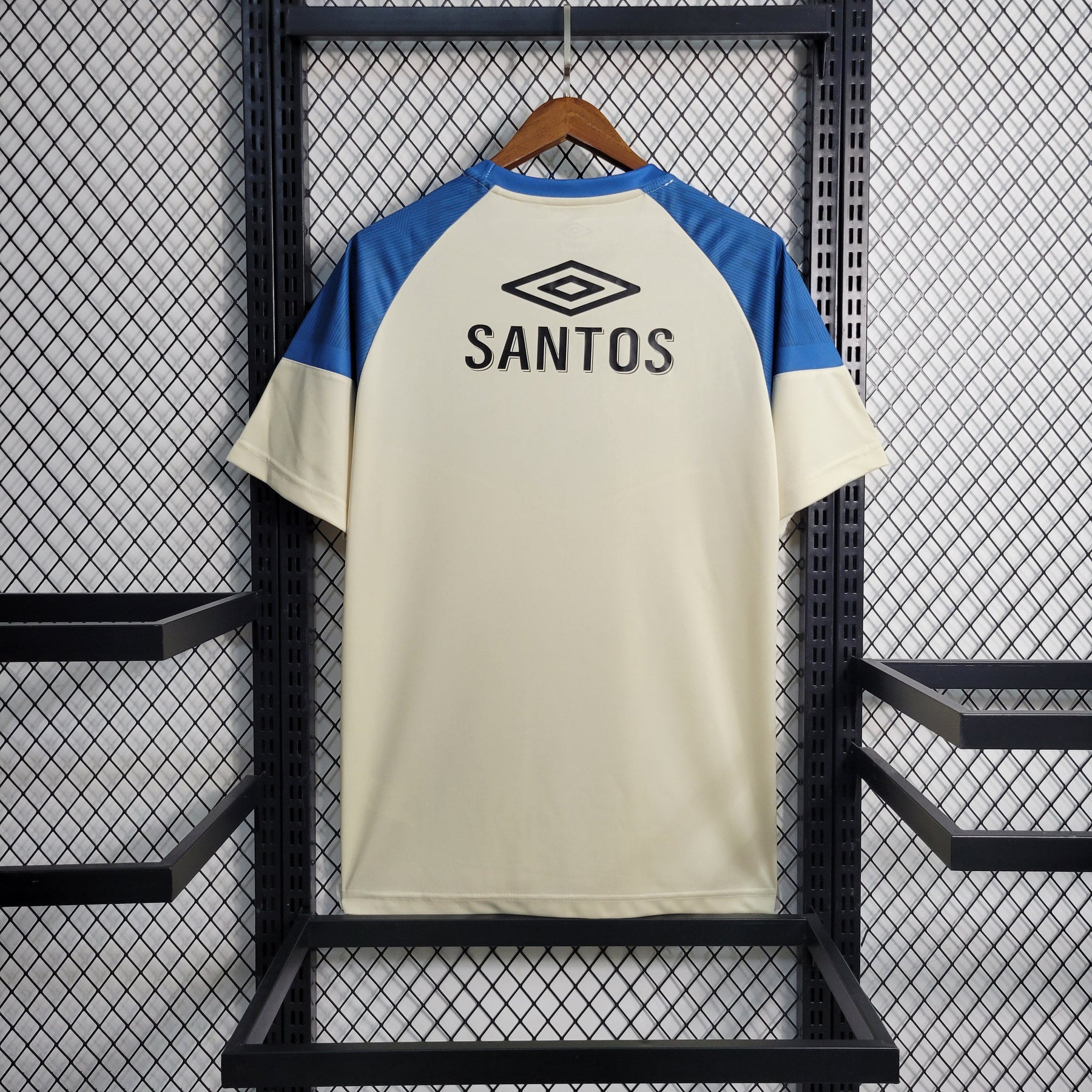 Camisa Santos Treino 23/24 - Umbro Torcedor Masculina - JM sports