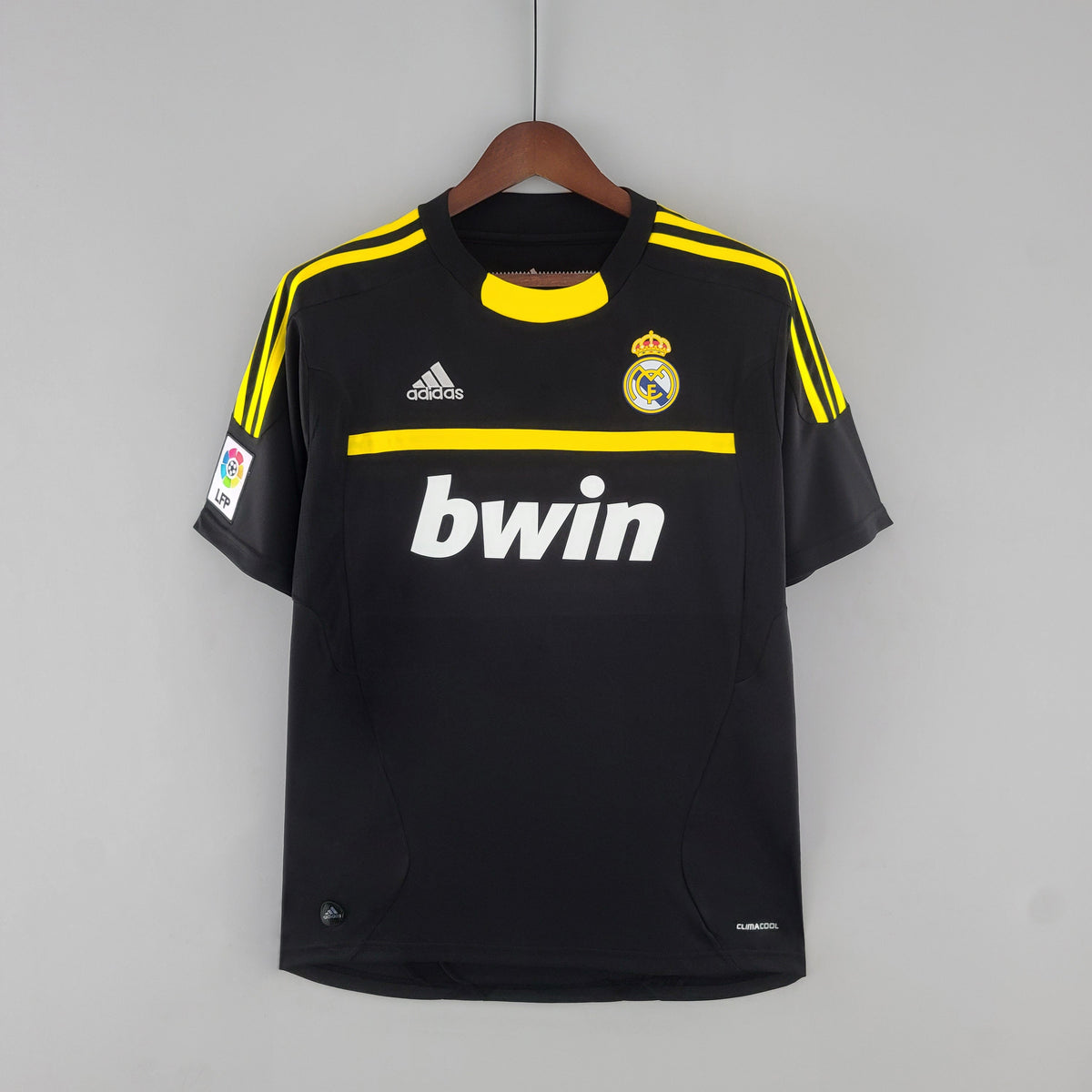 CAMISA RETRÔ REAL MADRID GOLEIRO BLACK 11/12
