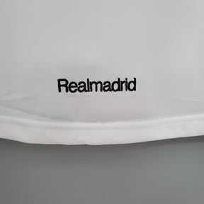 CAMISA RETRÔ REAL MADRID HOME 05/06