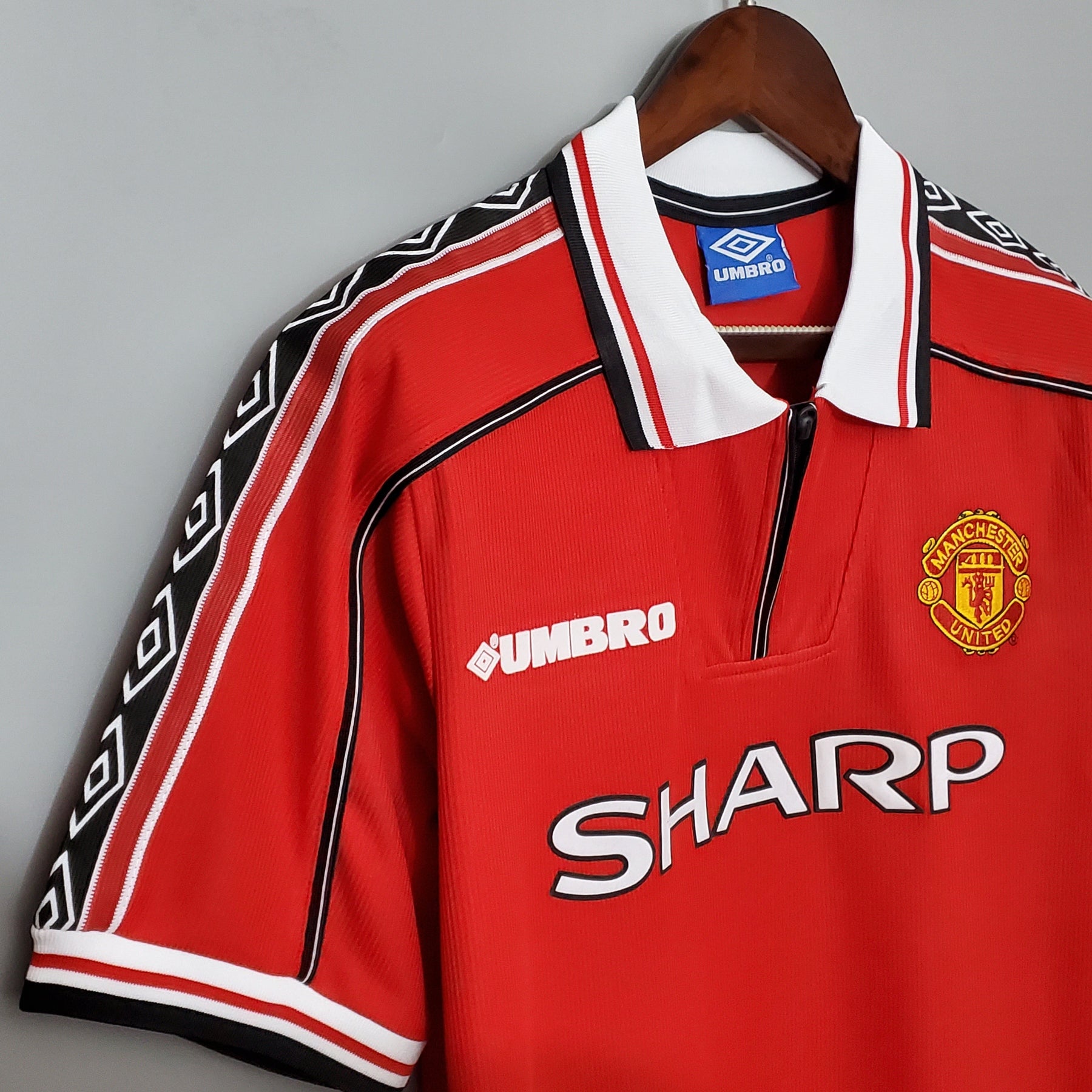 CAMISA RETRÔ MANCHESTER UNITED HOME 98/99