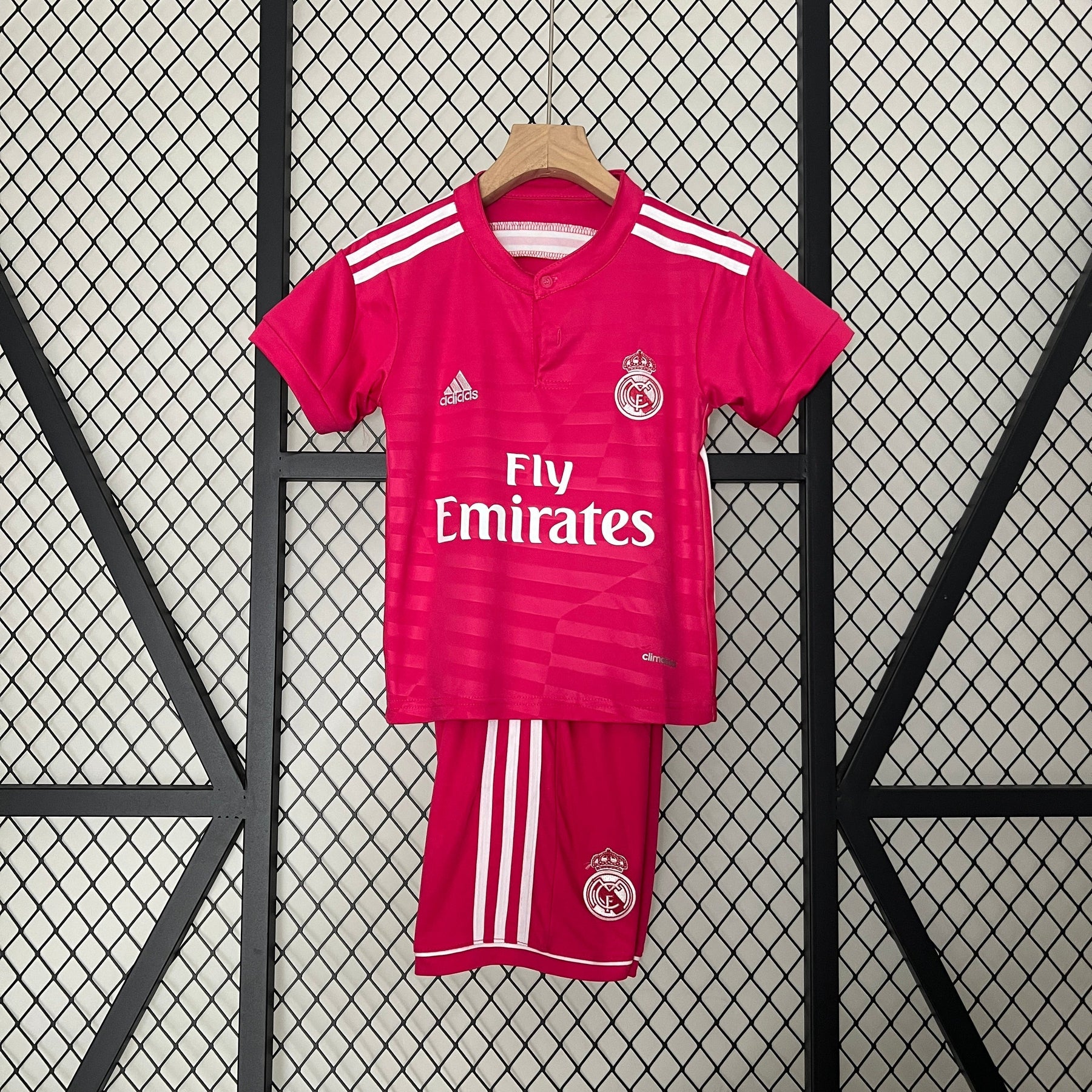 KIT INFANTIL RETRÔ REAL MADRID AWAY 14/15