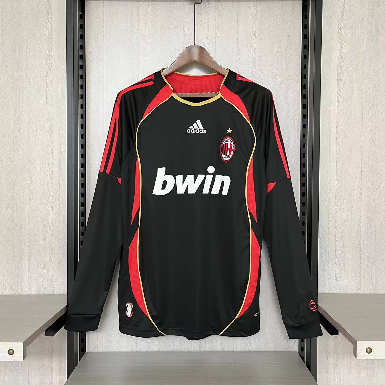 CAMISA RETRÔ MILAN THIRD MANGA LONGA 06/07
