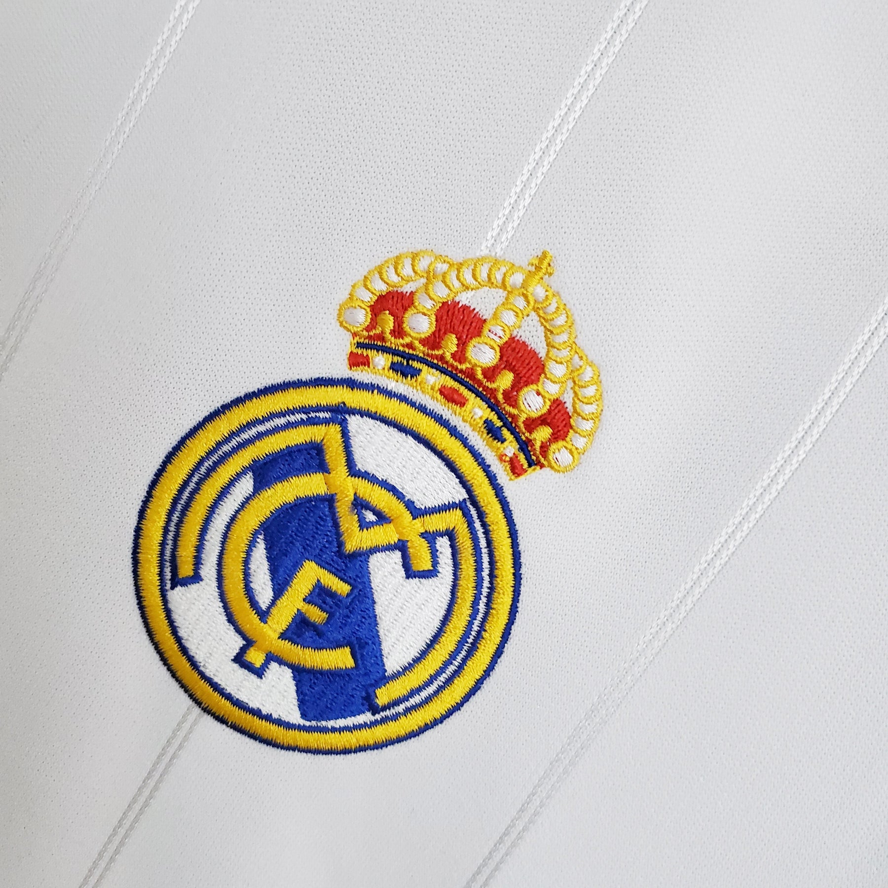 CAMISA RETRÔ REAL MADRID HOME 12/13