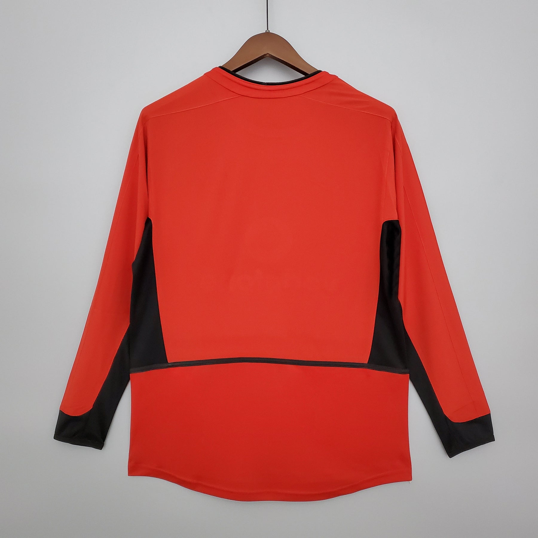 CAMISA RETRÔ MANCHESTER UNITED HOME MANGA LONGA 02/03