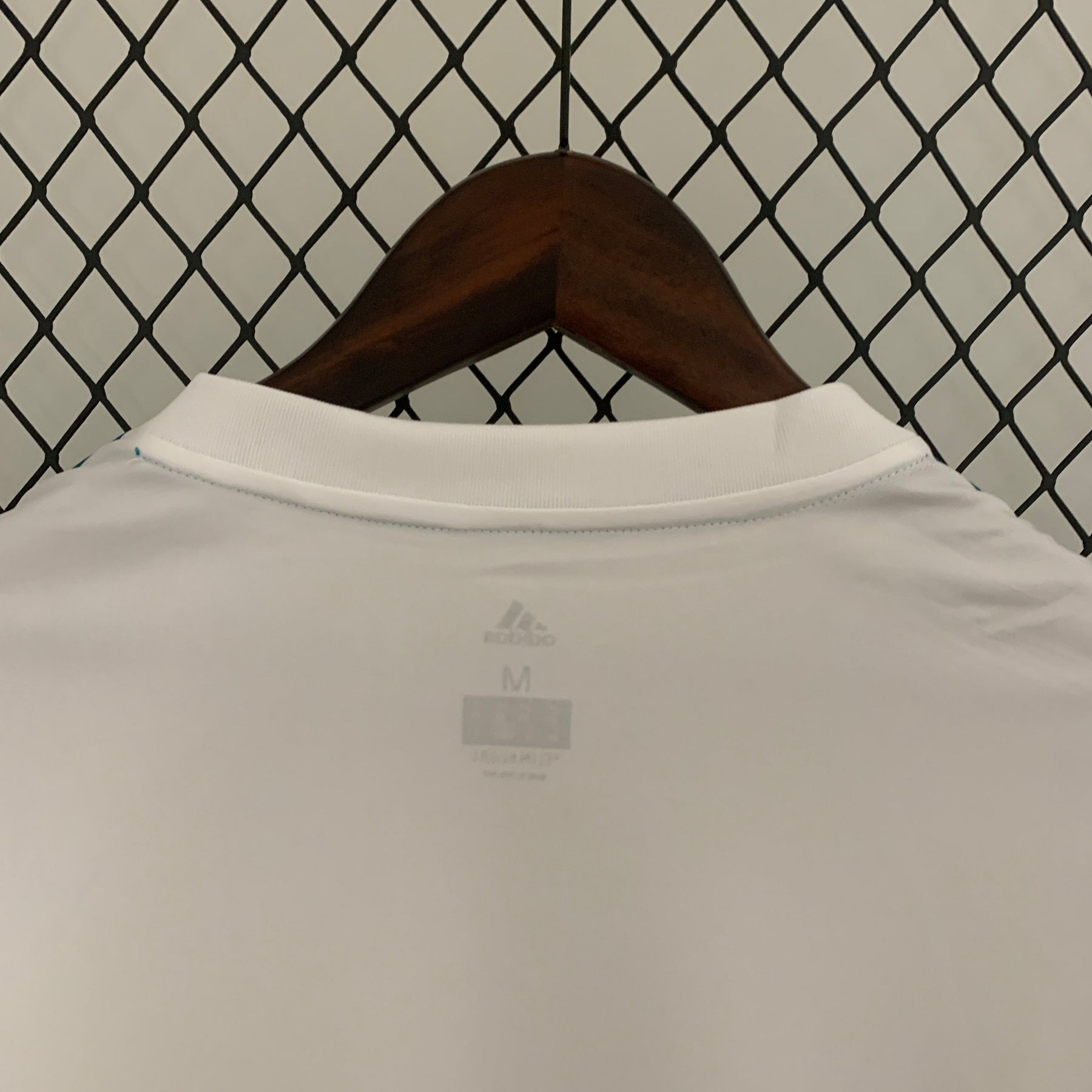 CAMISA REAL MADRID MANGA LONGA RETRÔ HOME 17/18