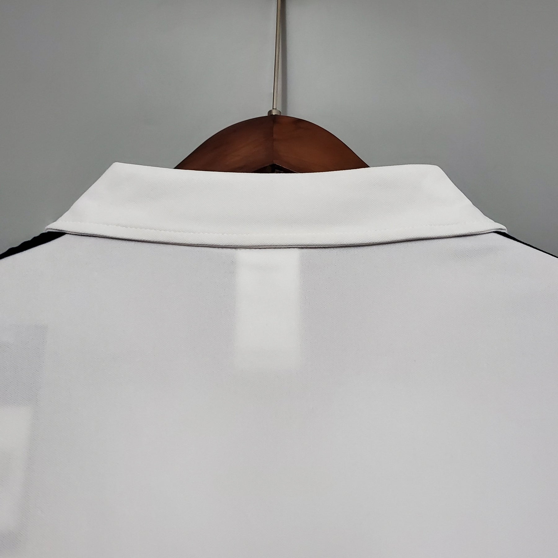 CAMISA REAL MADRID MANGA LONGA RETRÔ HOME 2002