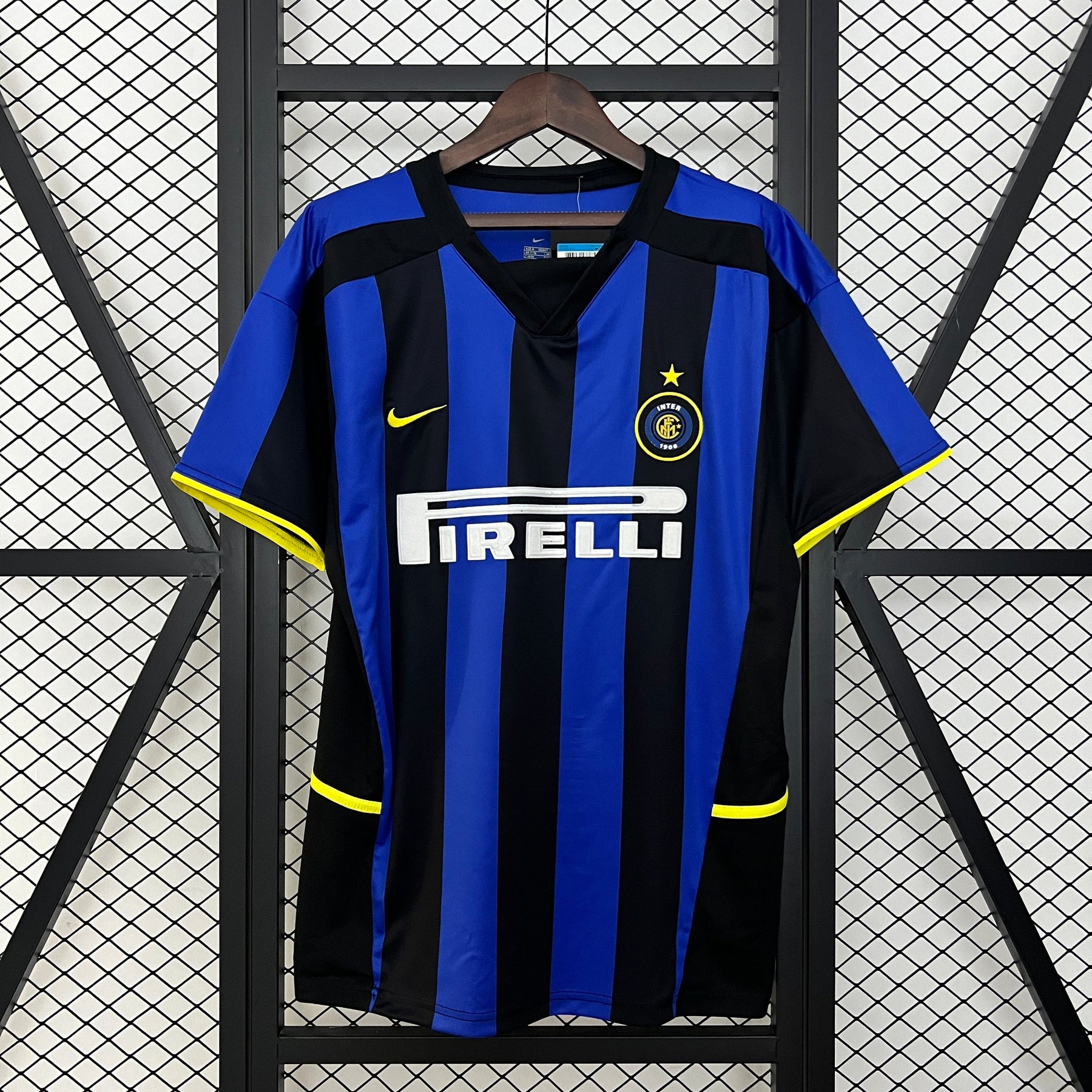 CAMISA RETRÔ INTER DE MILÃO HOME 02/03