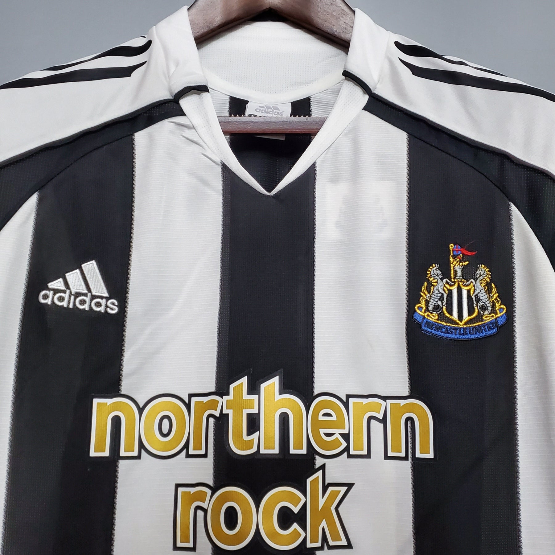 CAMISA NEWCASTLE RETRÔ HOME 05/06
