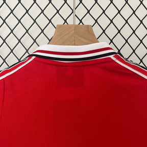 KIT INFANTIL RETRÔ MANCHESTER UNITED HOME 98/99