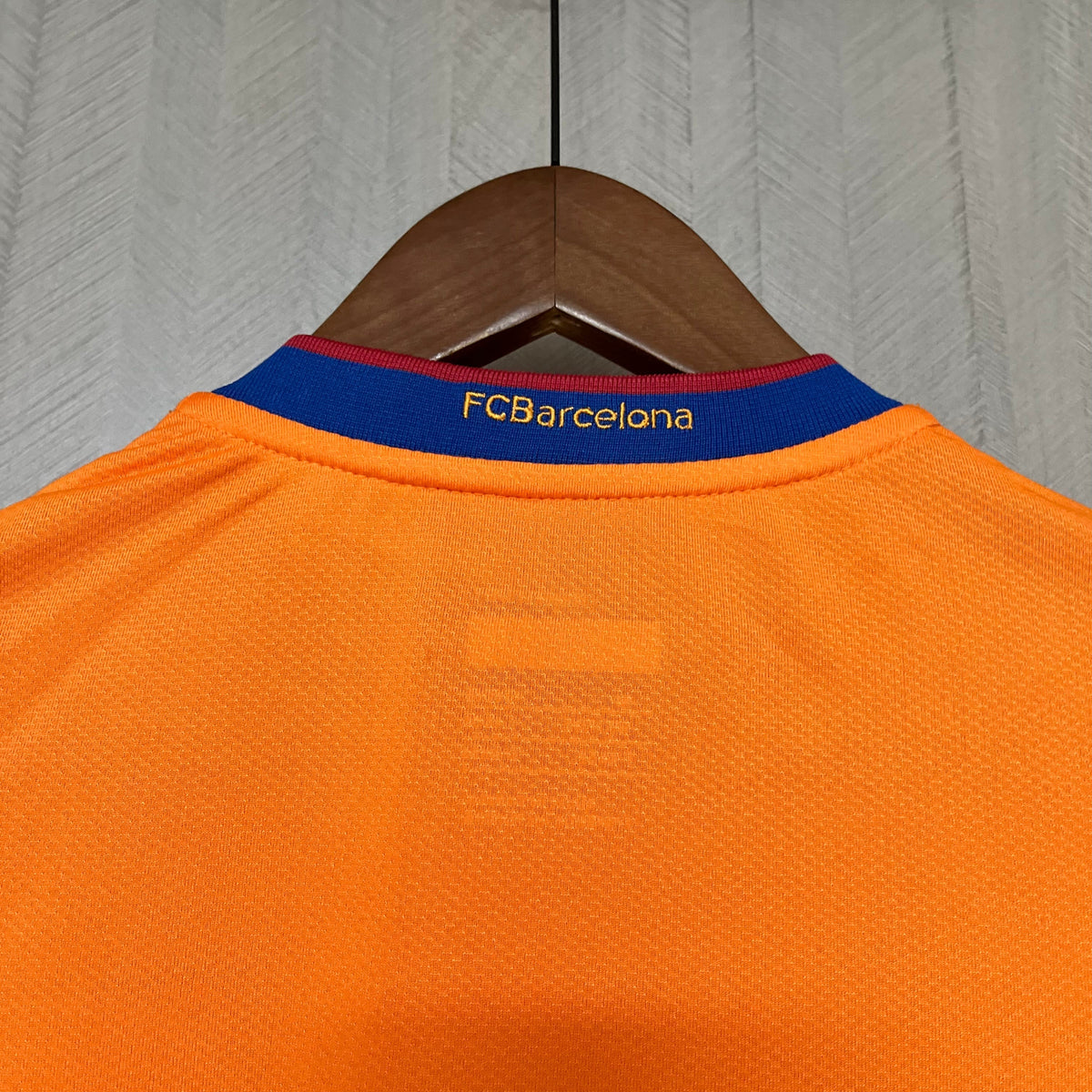 CAMISA RETRÔ BARCELONA AWAY 06/07