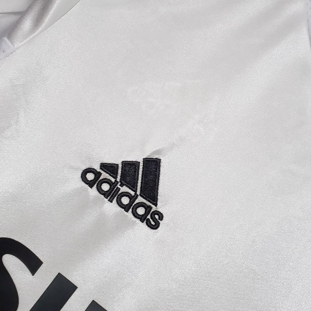 CAMISA RETRÔ REAL MADRID HOME 04/05